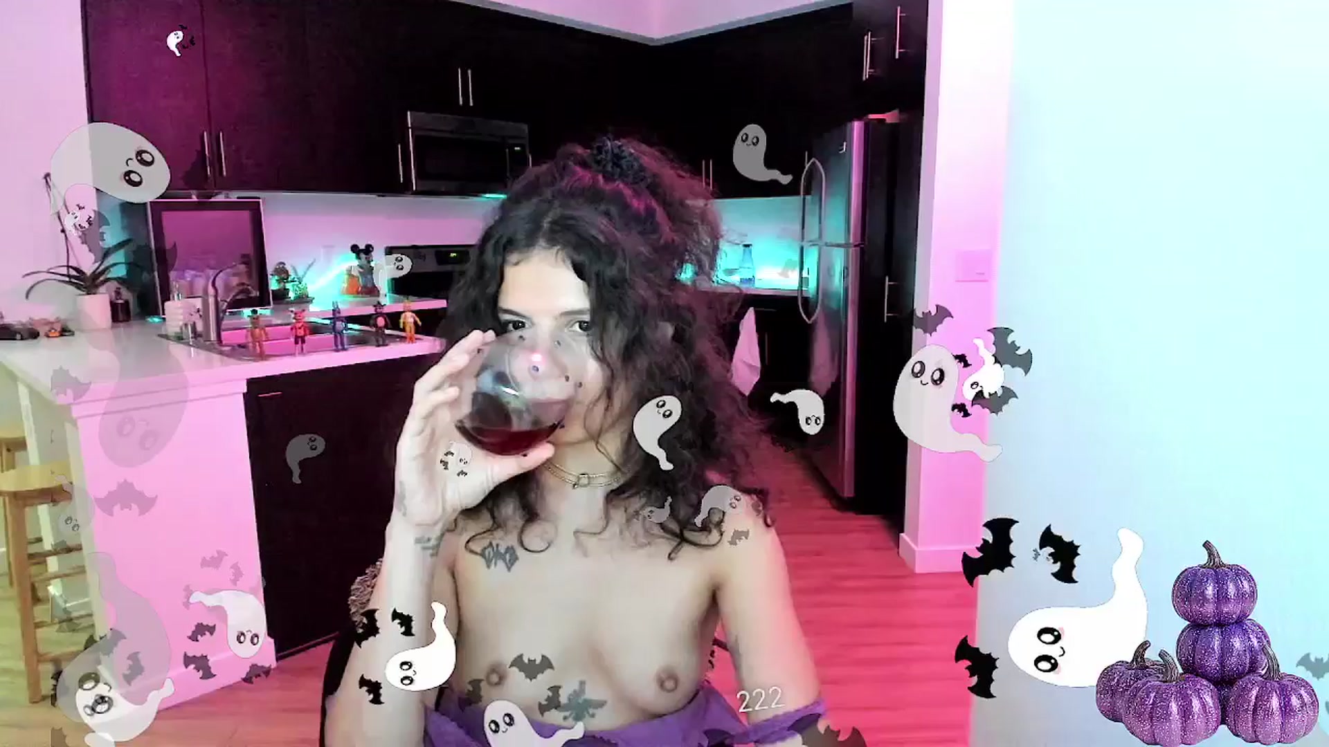 Gallery image thumbnail from litty's myfreecams stream on, 10/07/2025, 05:36 image 20 of 20