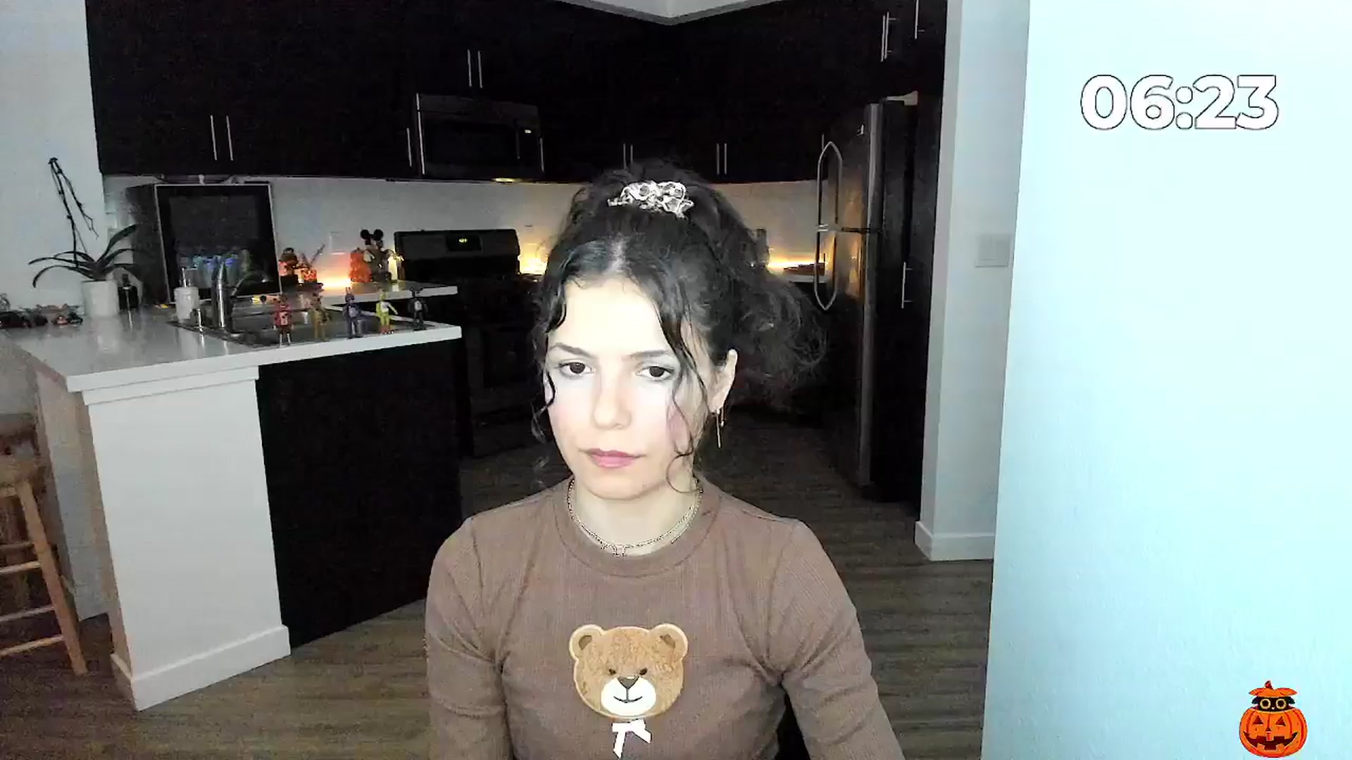 Gallery image thumbnail from litty's myfreecams stream on, 10/08/2025, 03:21 image 18 of 20