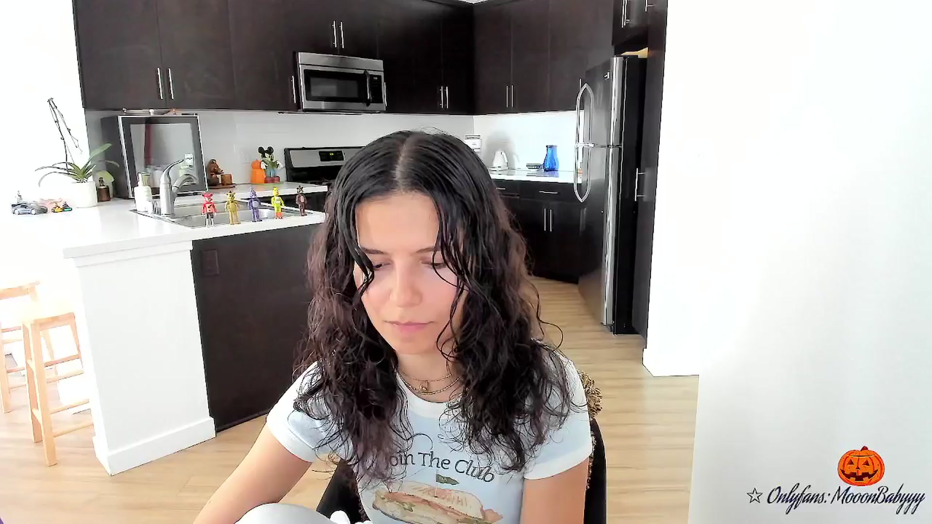 Gallery image thumbnail from litty's myfreecams stream on, 10/08/2025, 22:31 image 18 of 20