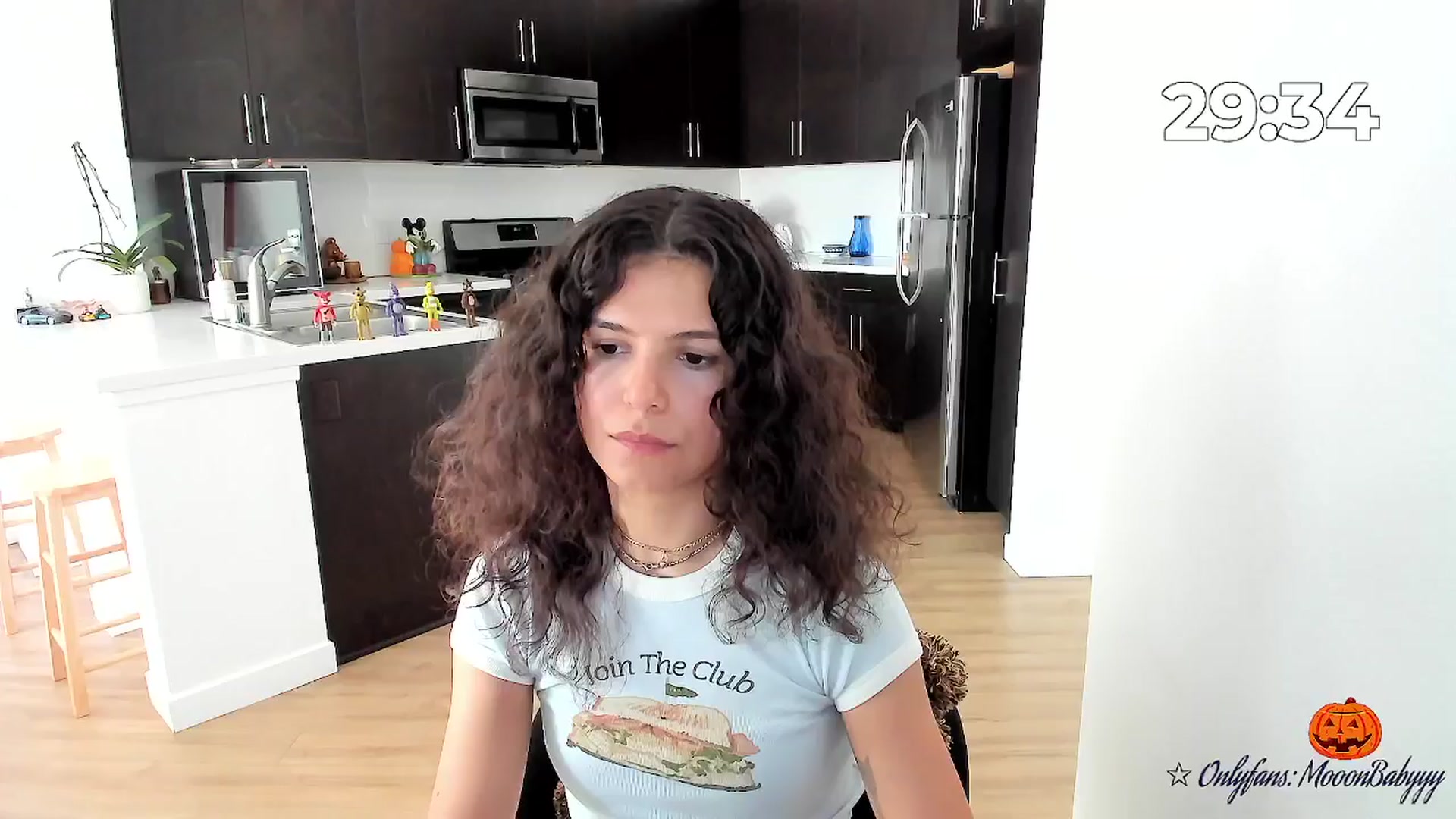 Gallery image thumbnail from litty's myfreecams stream on, 10/09/2025, 24:15 image 11 of 20