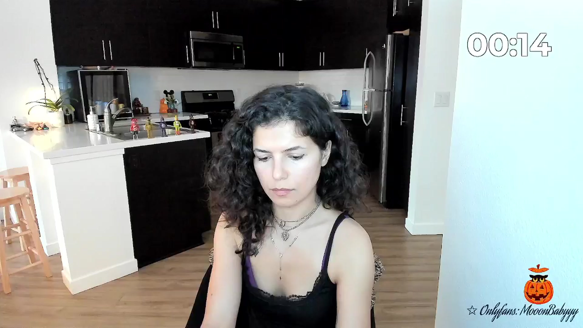 Gallery image thumbnail from litty's myfreecams stream on, 10/10/2025, 01:21 image 19 of 20