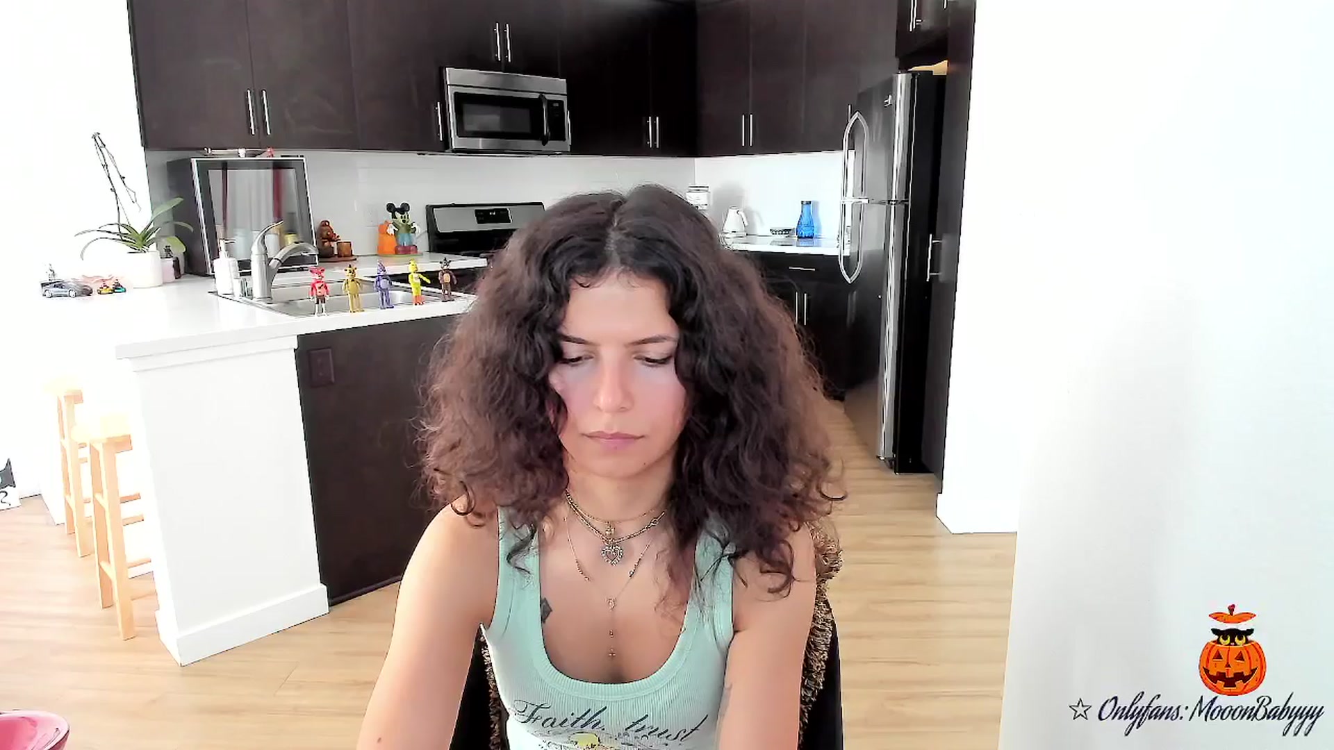 Gallery image thumbnail from litty's myfreecams stream on, 10/10/2025, 23:28 image 18 of 20