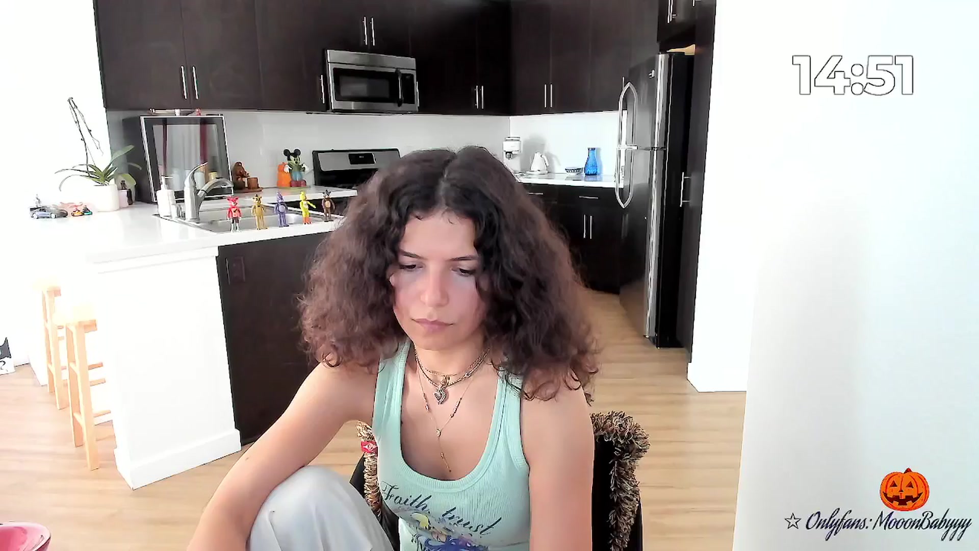 Gallery image thumbnail from litty's myfreecams stream on, 10/10/2025, 23:54 image 8 of 20