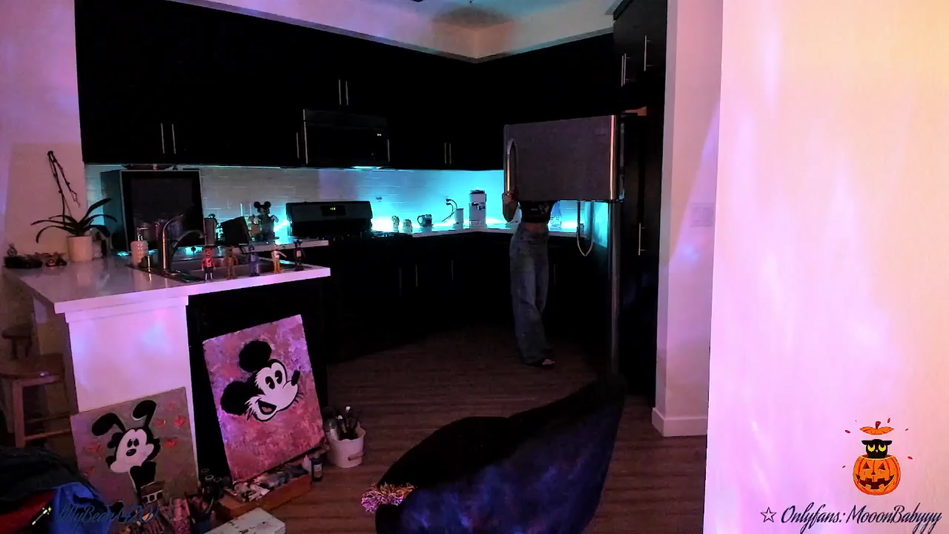 Gallery image thumbnail from litty's myfreecams stream on, 10/13/2025, 02:33 image 5 of 20