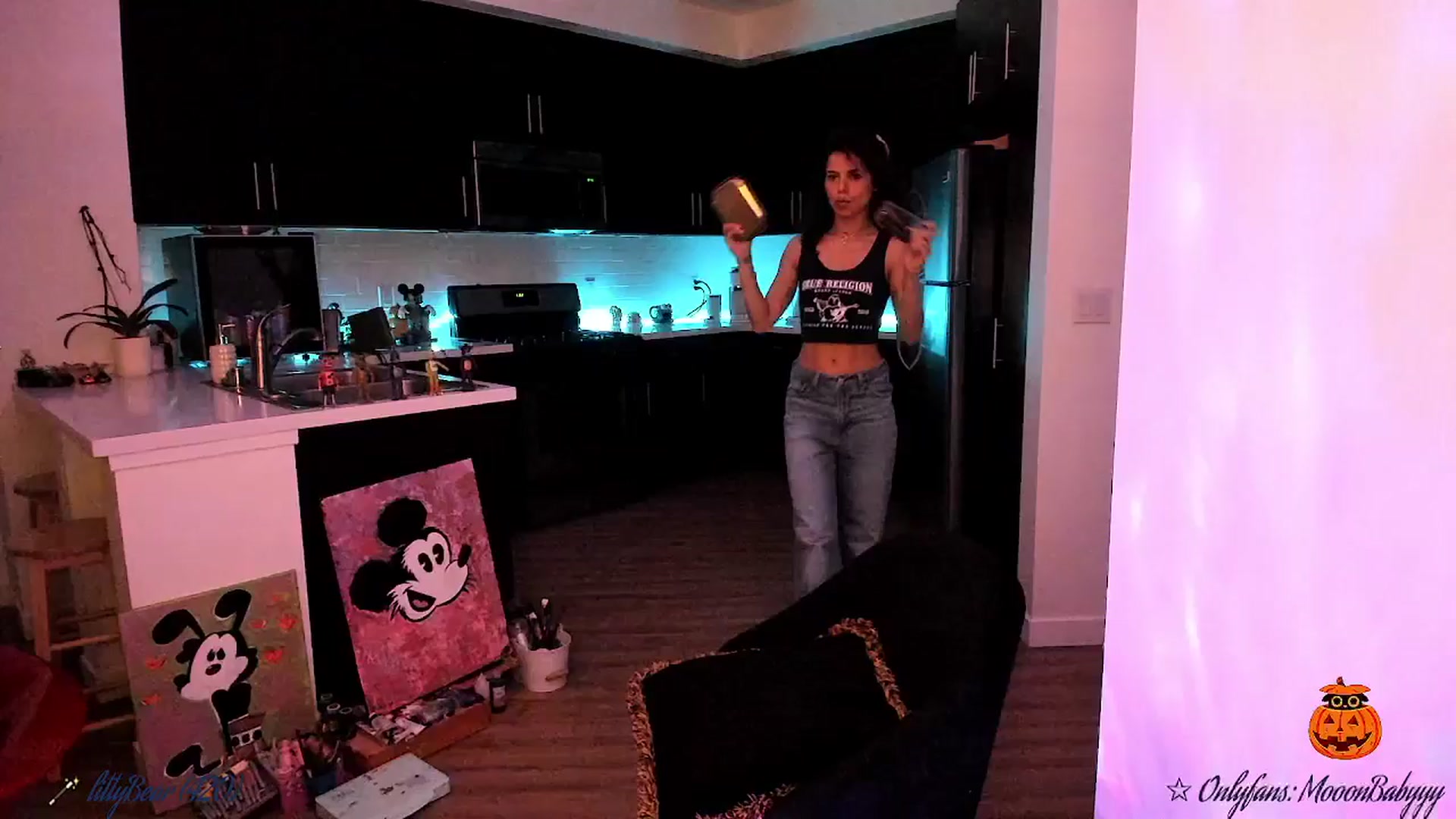 Gallery image thumbnail from litty's myfreecams stream on, 10/13/2025, 02:33 image 16 of 20
