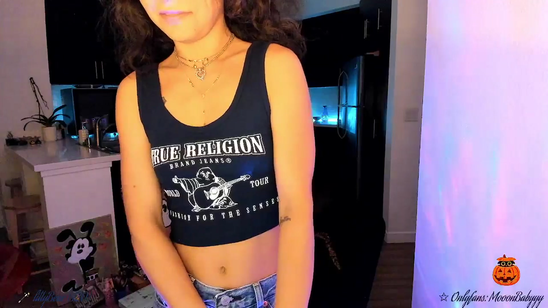 Gallery image thumbnail from litty's myfreecams stream on, 10/13/2025, 02:33 image 18 of 20