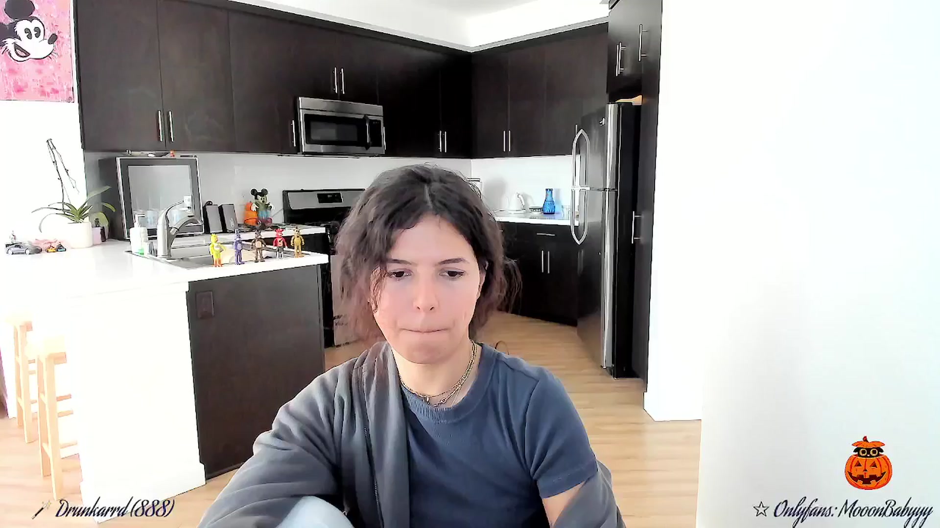 Gallery image thumbnail from litty's myfreecams stream on, 10/18/2025, 24:06 image 13 of 20