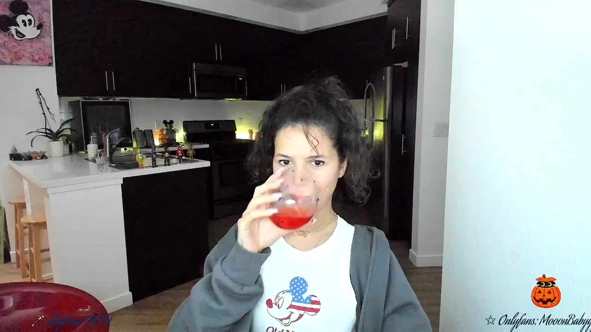 Gallery image thumbnail from litty's myfreecams stream on, 10/18/2025, 04:49 image 20 of 20