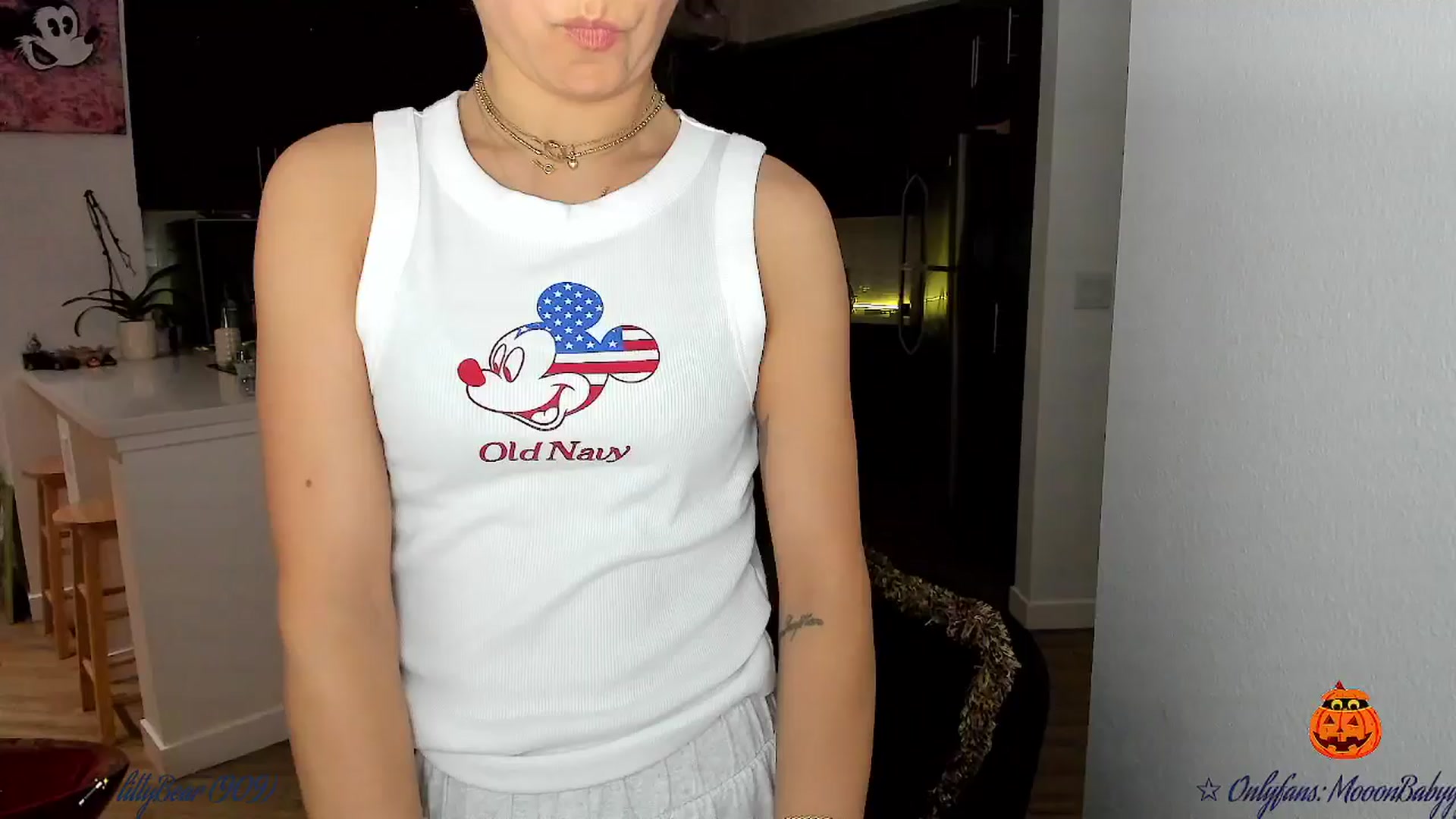 Gallery image thumbnail from litty's myfreecams stream on, 10/18/2025, 04:49 image 16 of 20