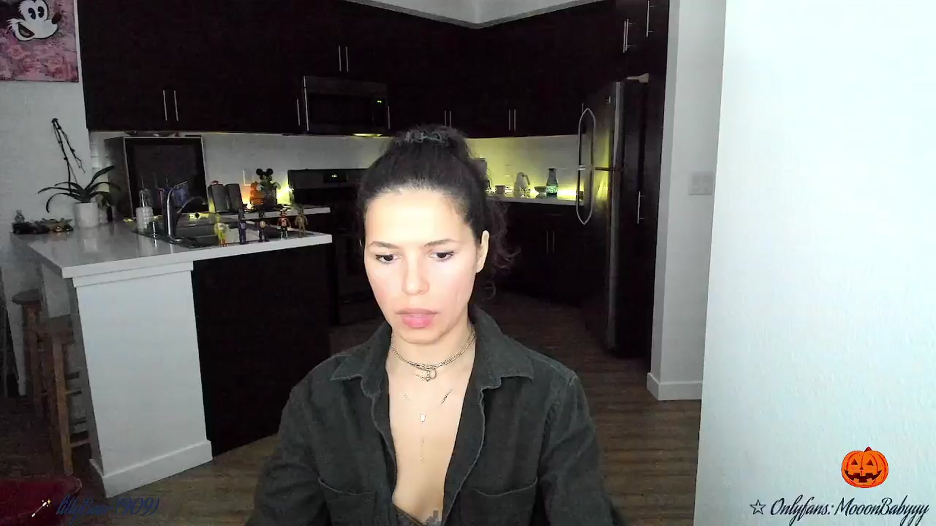 Gallery image thumbnail from litty's myfreecams stream on, 10/18/2025, 04:49 image 12 of 20