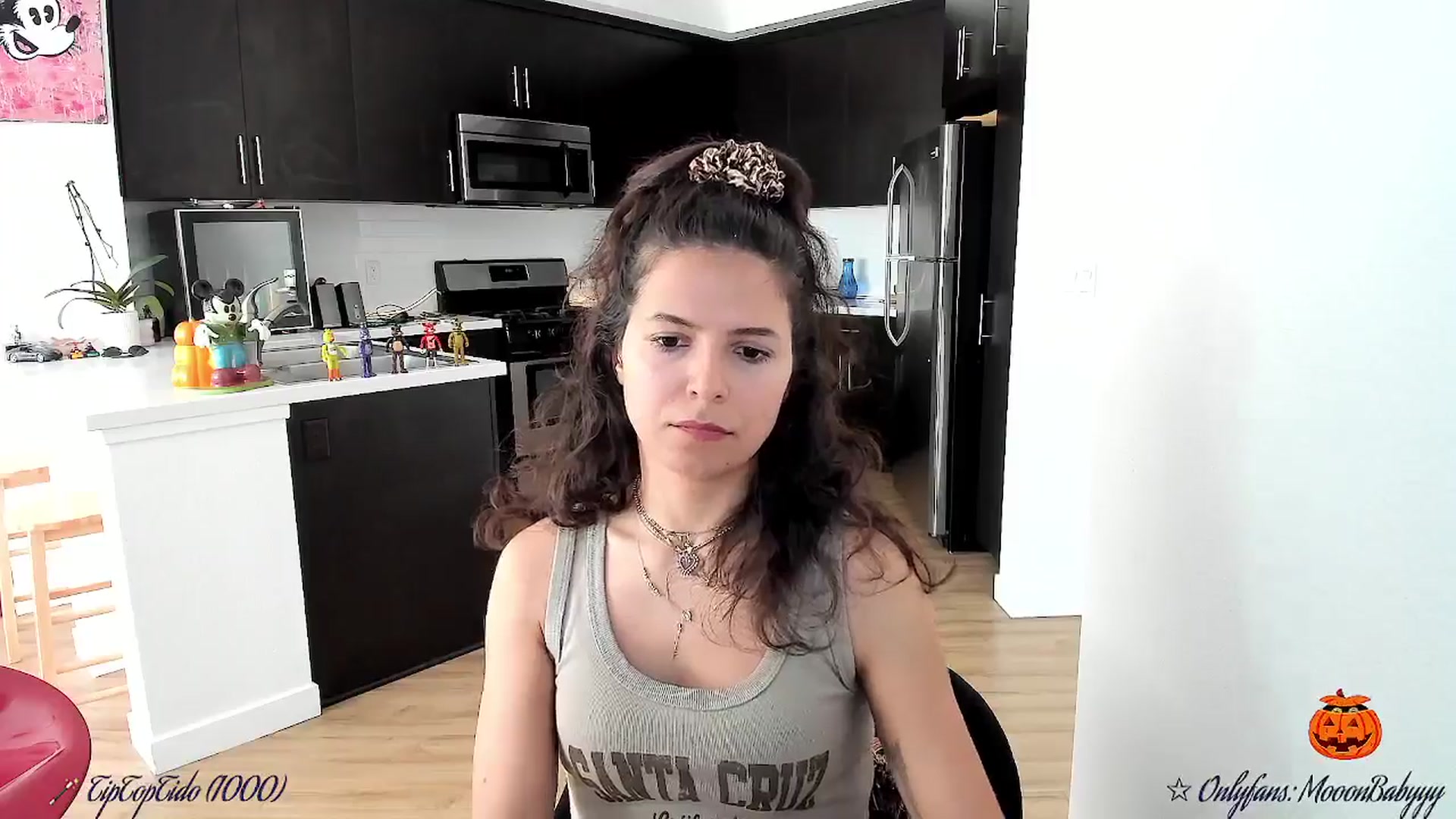 Gallery image thumbnail from litty's myfreecams stream on, 10/19/2025, 24:06 image 18 of 20