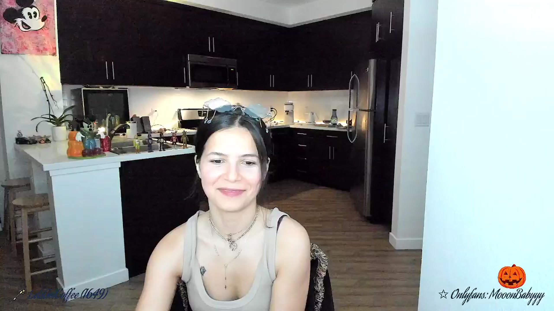 Gallery image thumbnail from litty's myfreecams stream on, 10/19/2025, 04:53 image 9 of 20