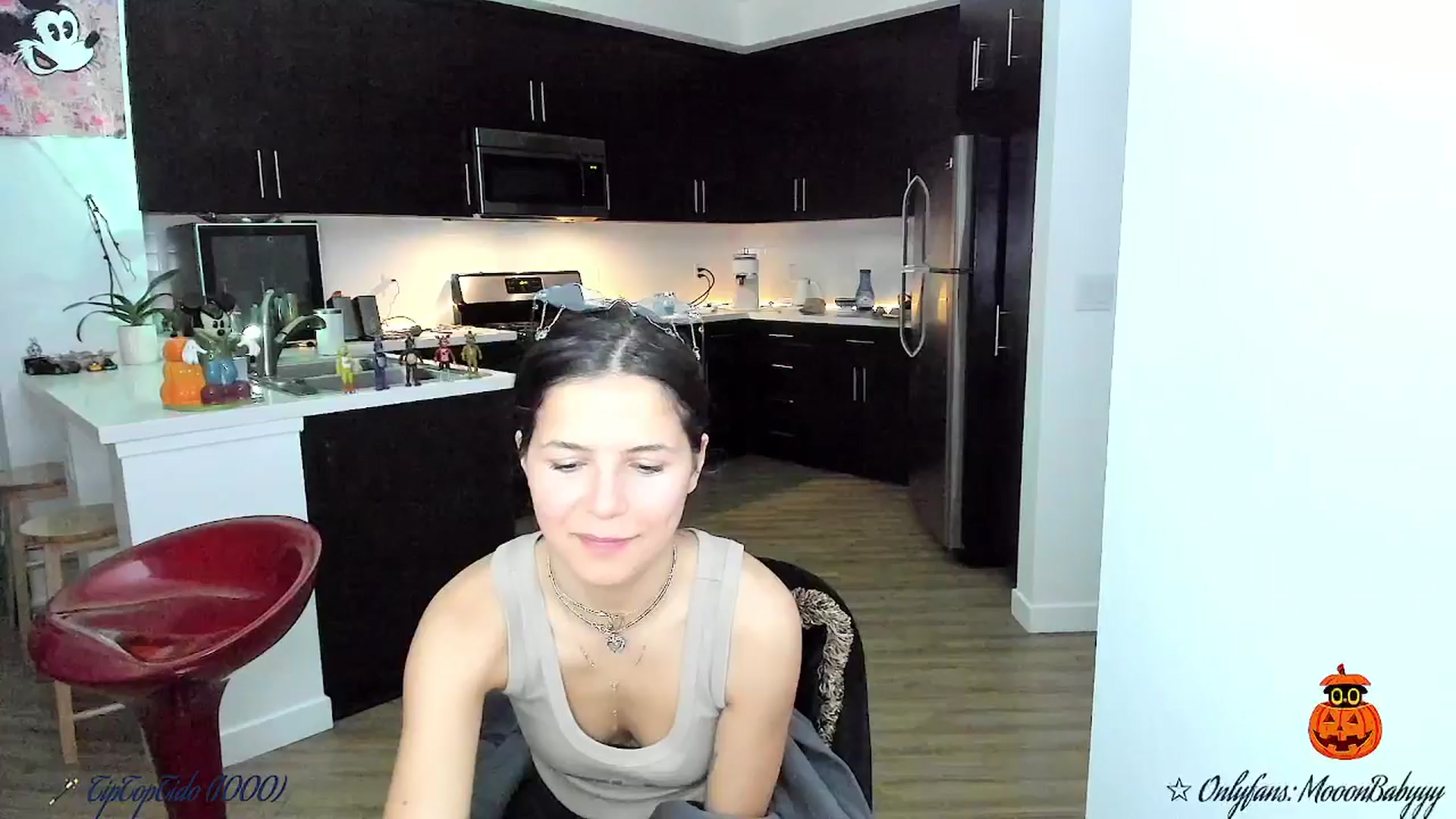 Gallery image thumbnail from litty's myfreecams stream on, 10/19/2025, 04:53 image 3 of 20