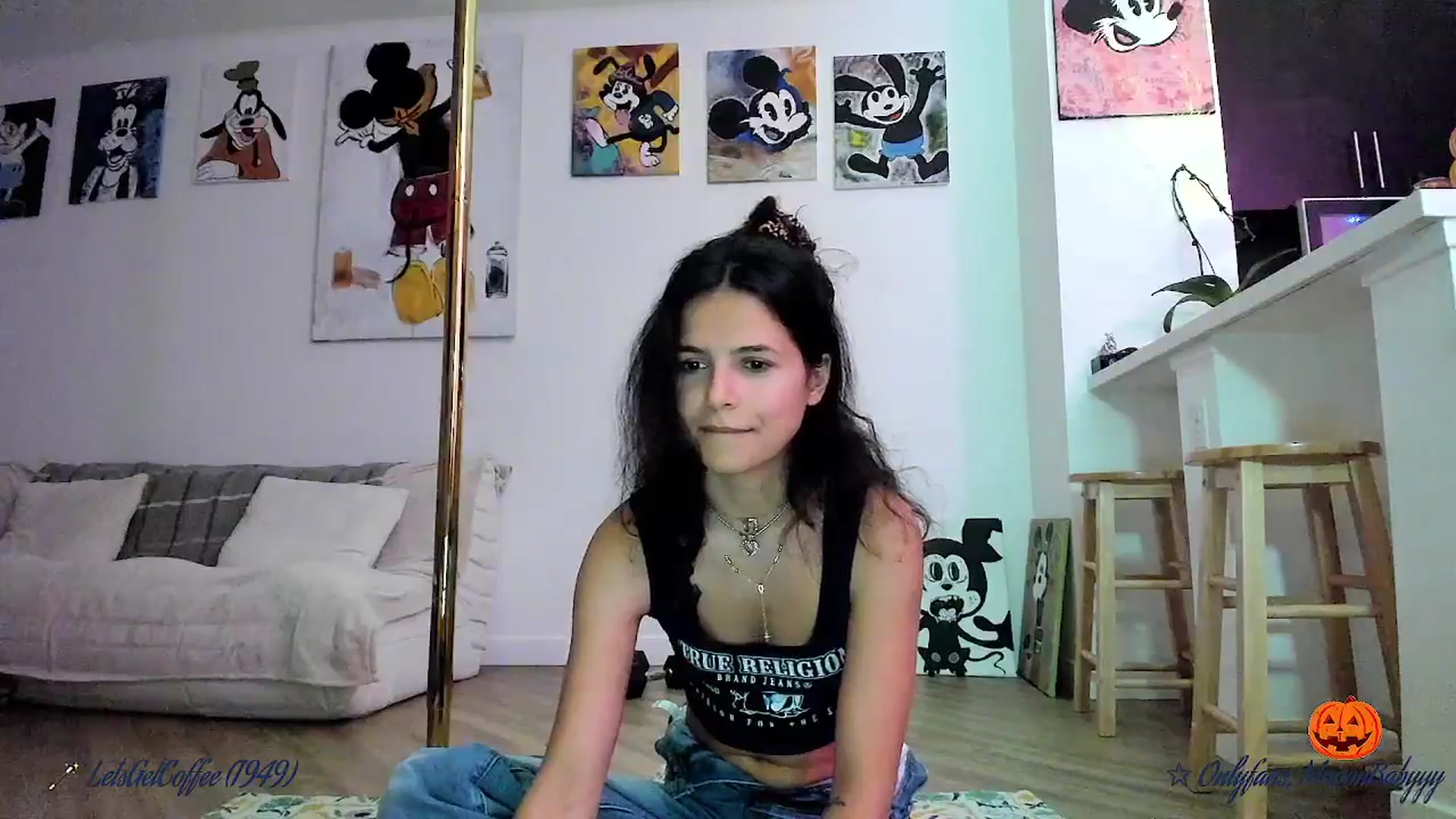 Gallery image thumbnail from litty's myfreecams stream on, 10/19/2025, 04:53 image 18 of 20