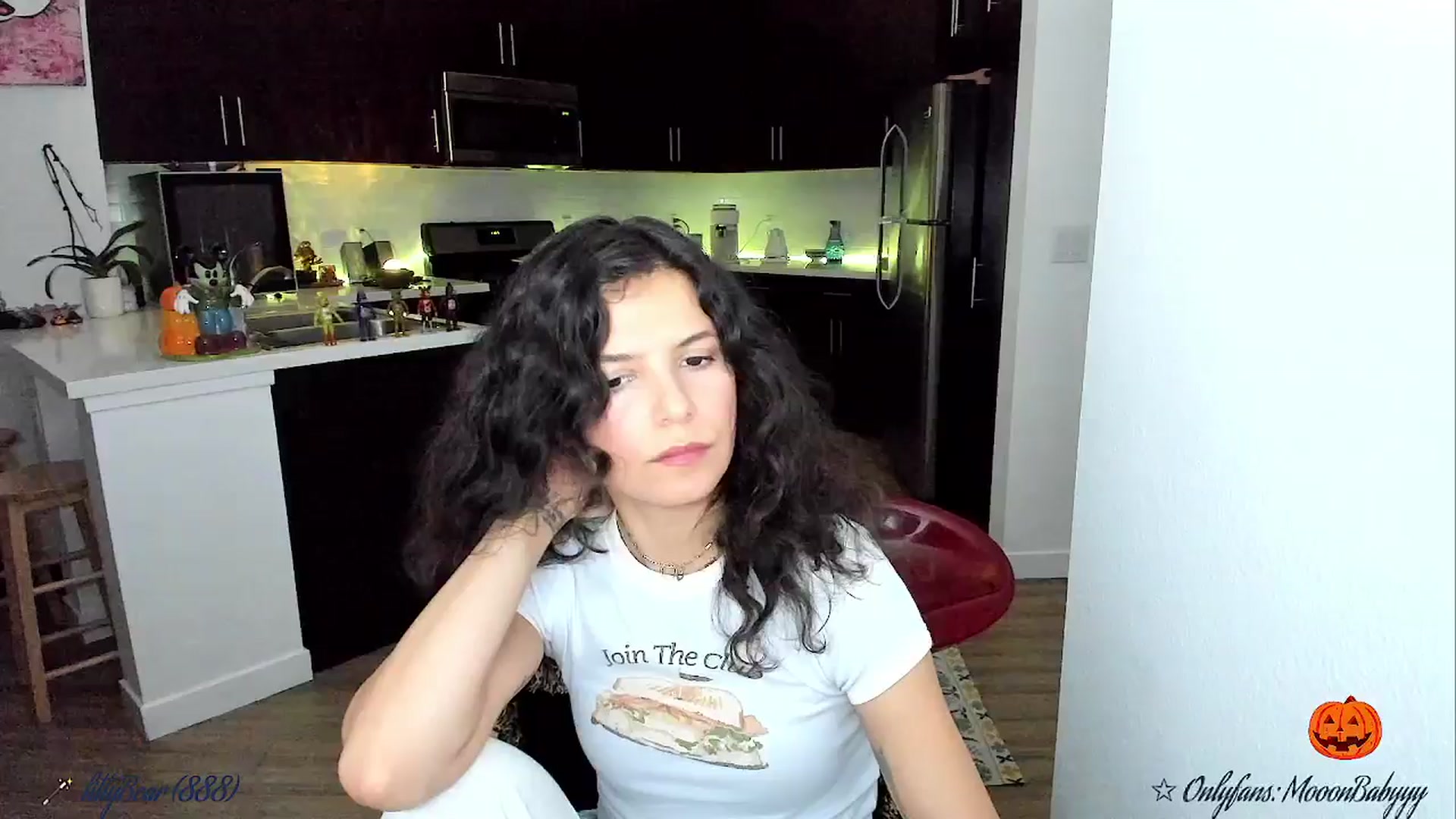 Gallery image thumbnail from litty's myfreecams stream on, 10/23/2025, 02:26 image 11 of 20