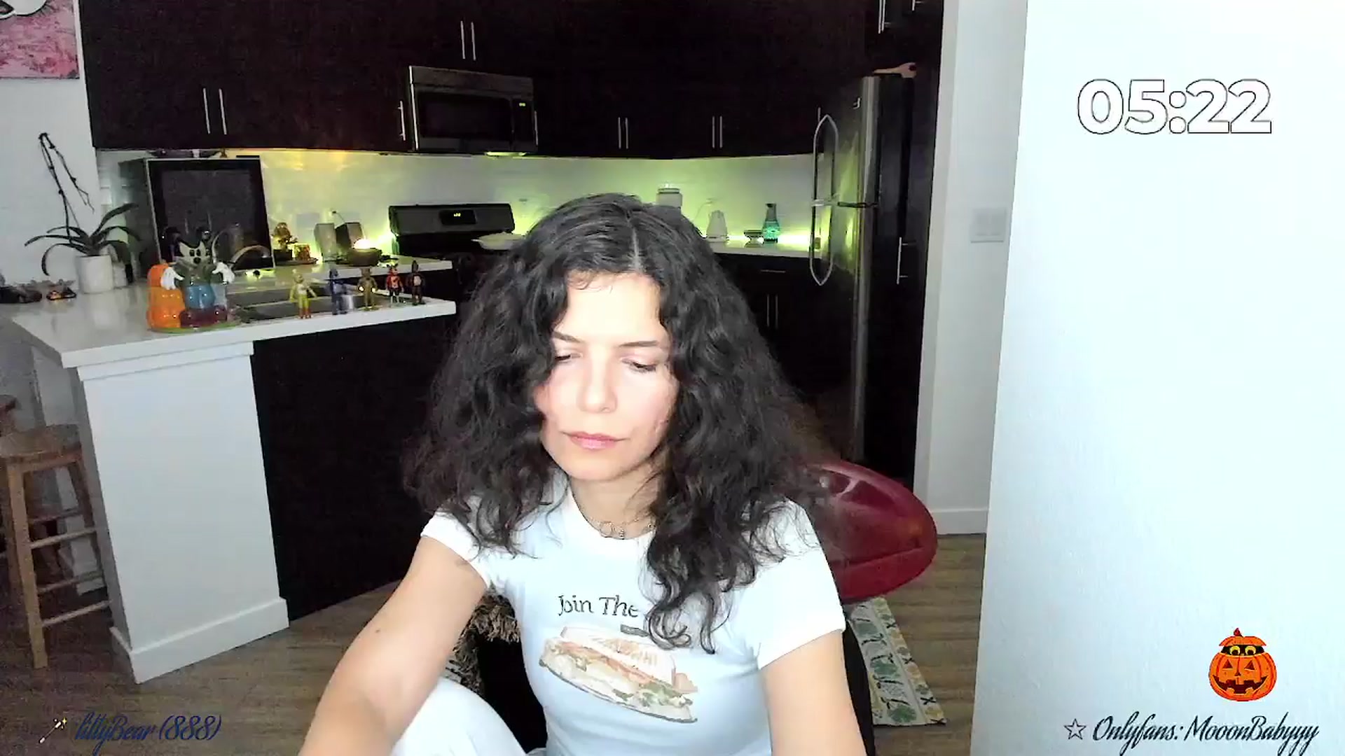 Gallery image thumbnail from litty's myfreecams stream on, 10/23/2025, 02:26 image 13 of 20