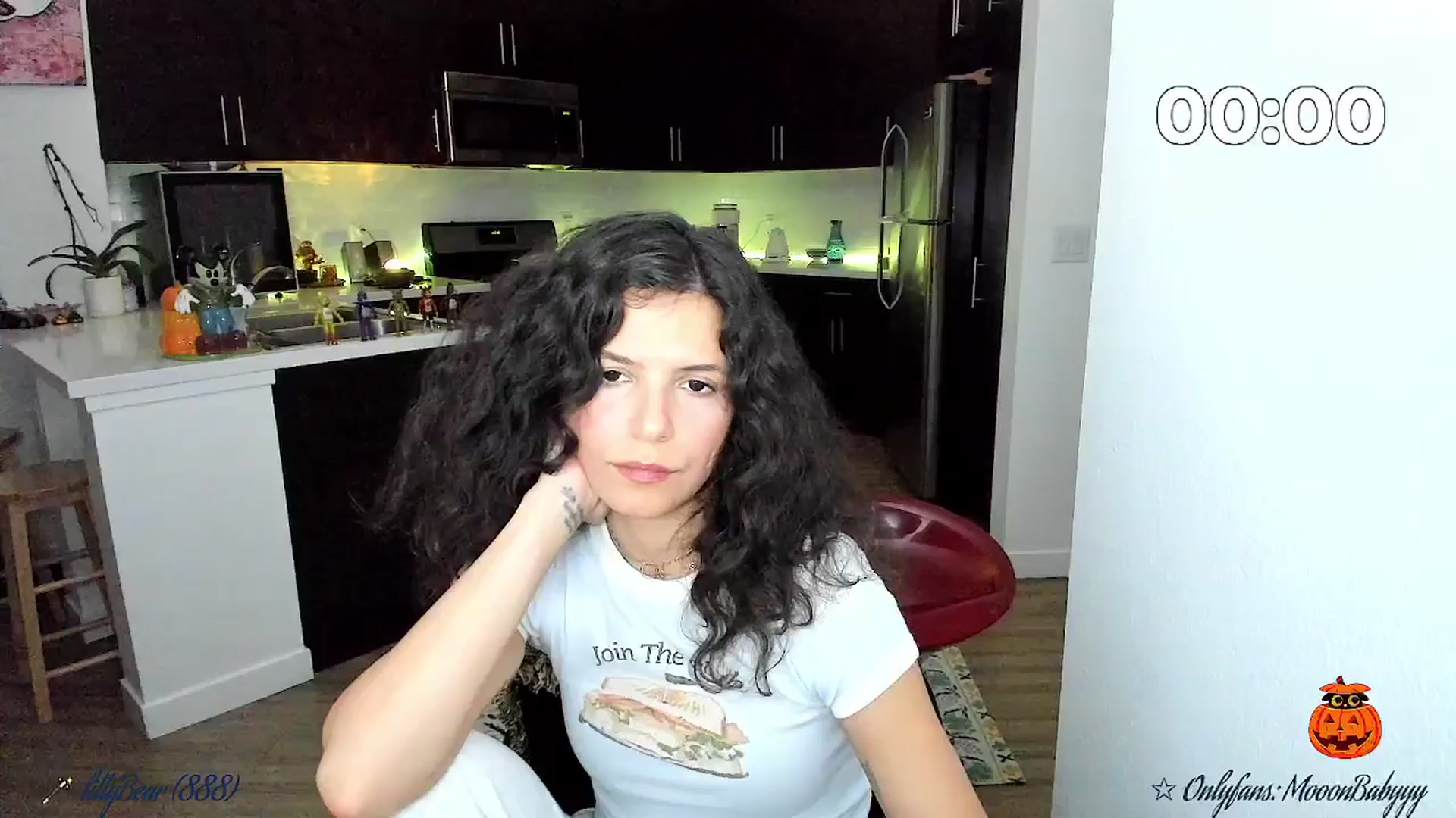 Gallery image thumbnail from litty's myfreecams stream on, 10/23/2025, 02:26 image 15 of 20
