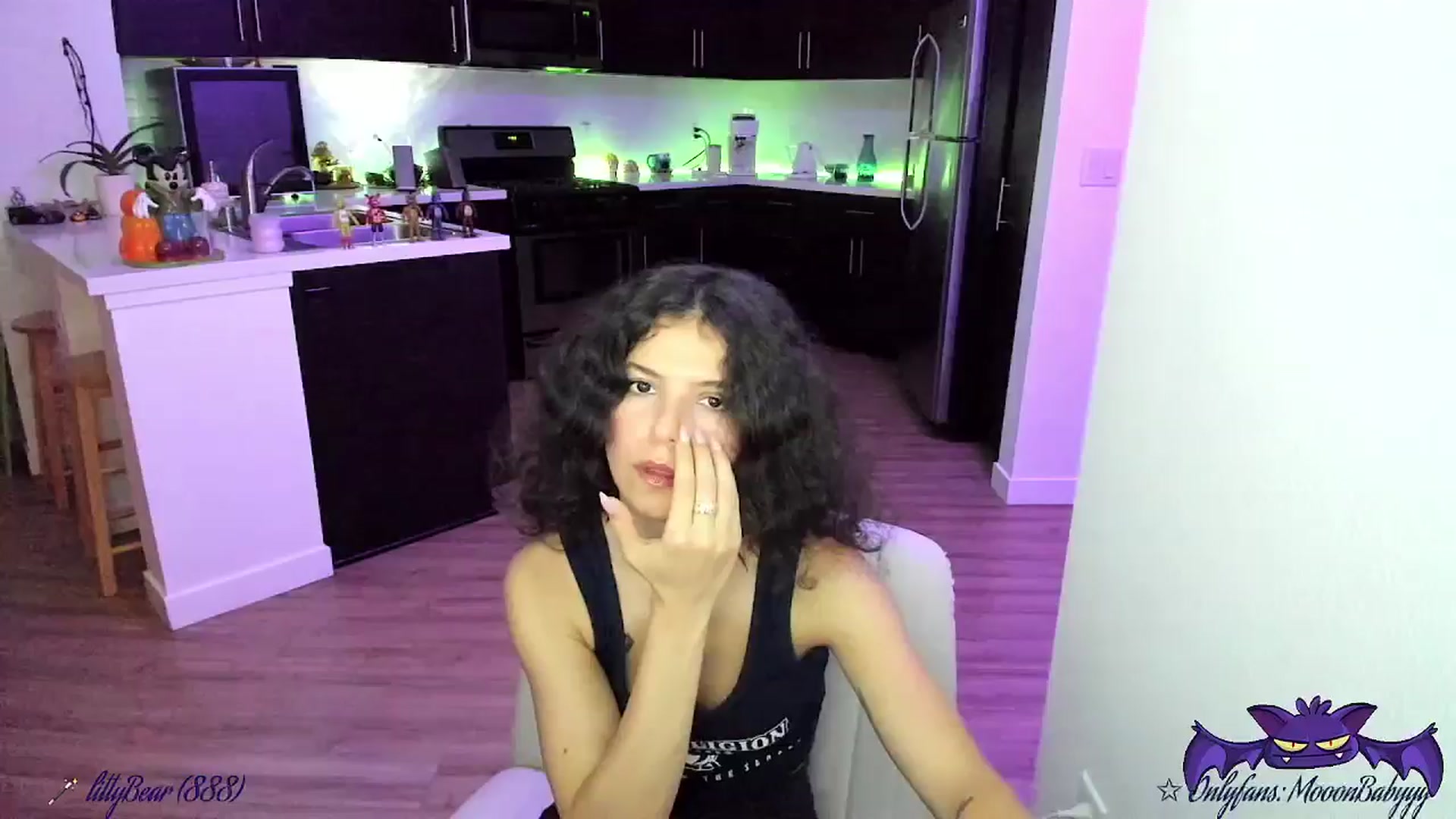 Gallery image thumbnail from litty's myfreecams stream on, 10/27/2025, 03:46 image 9 of 20