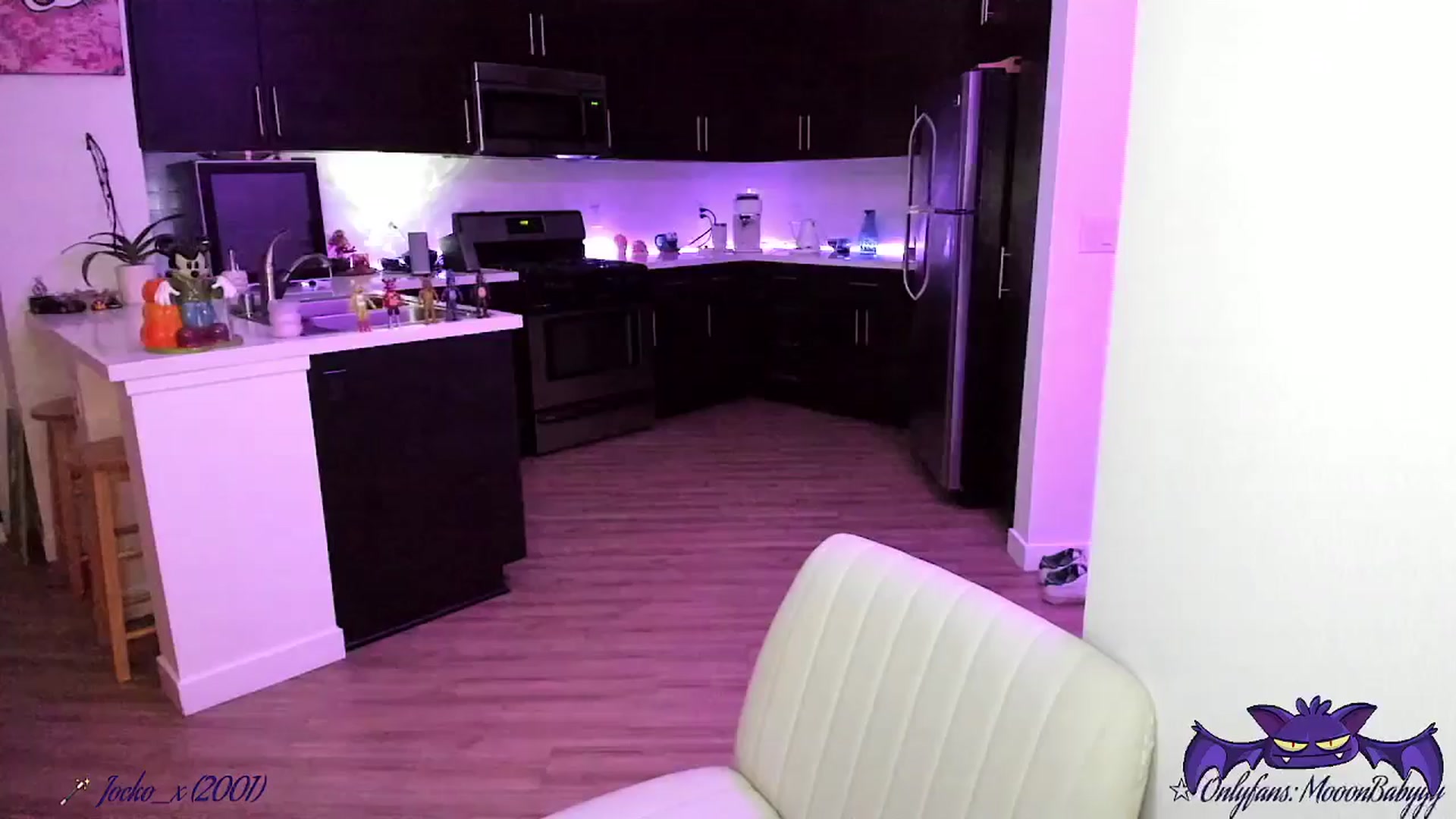 Gallery image thumbnail from litty's myfreecams stream on, 10/27/2025, 03:46 image 1 of 20