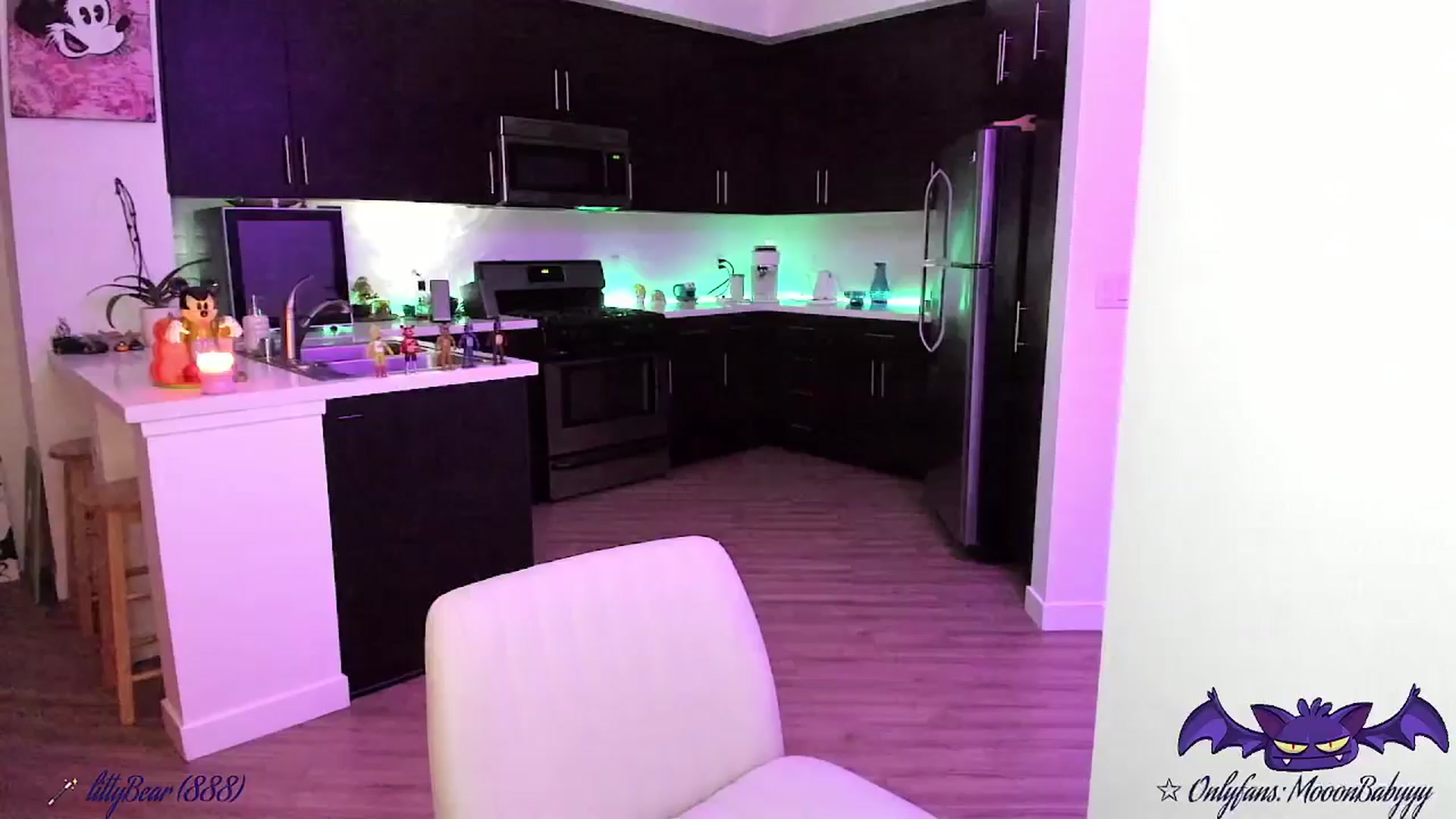 Gallery image thumbnail from litty's myfreecams stream on, 10/27/2025, 03:46 image 12 of 20
