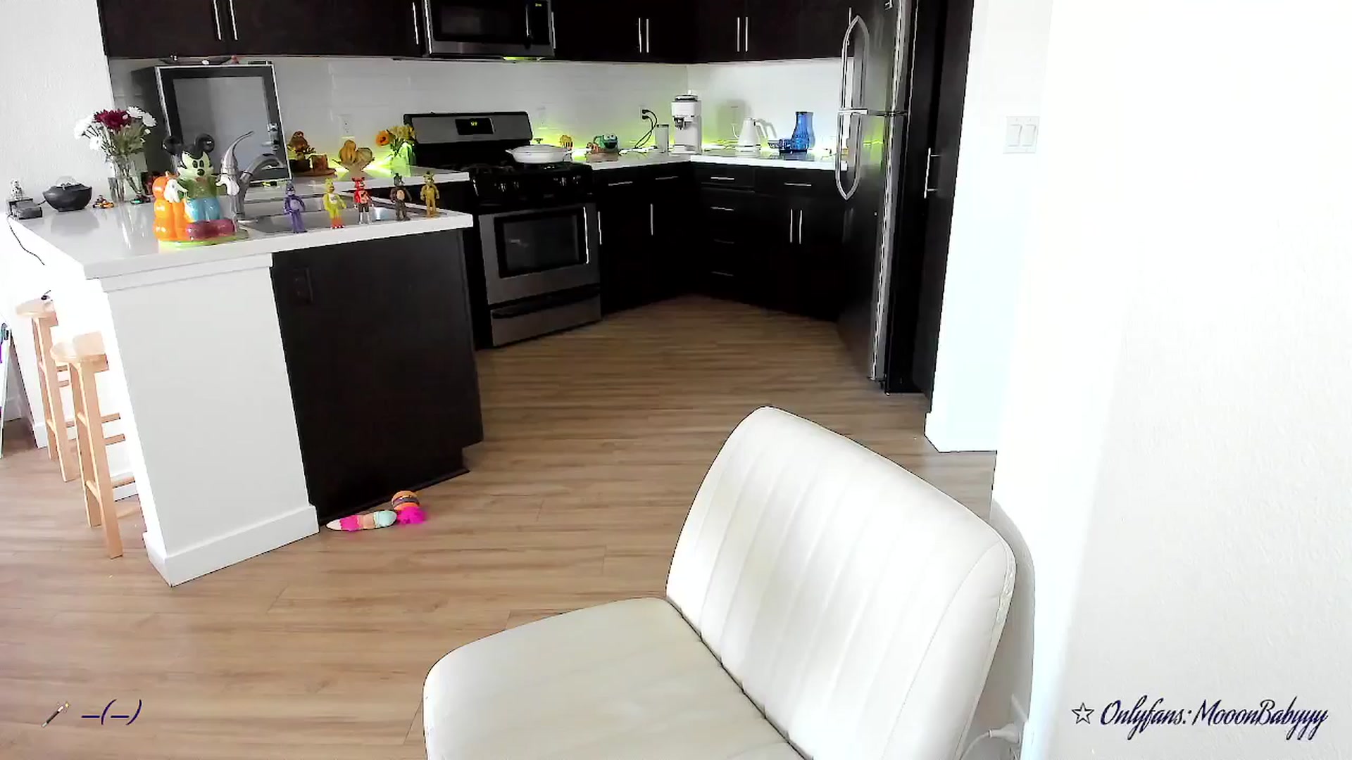 Gallery image thumbnail from litty's myfreecams stream on, 11/01/2025, 21:30 image 2 of 20