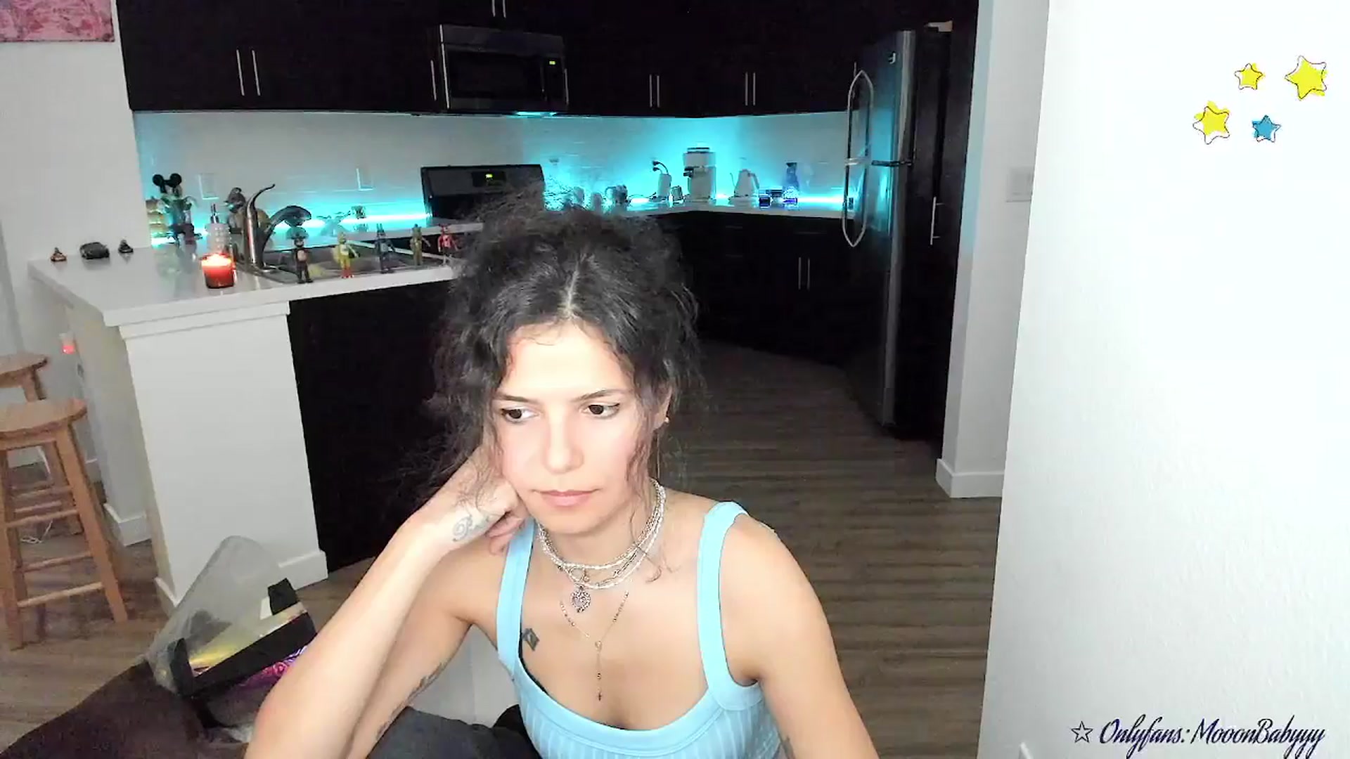 Gallery image thumbnail from litty's myfreecams stream on, 11/08/2025, 08:15 image 12 of 20