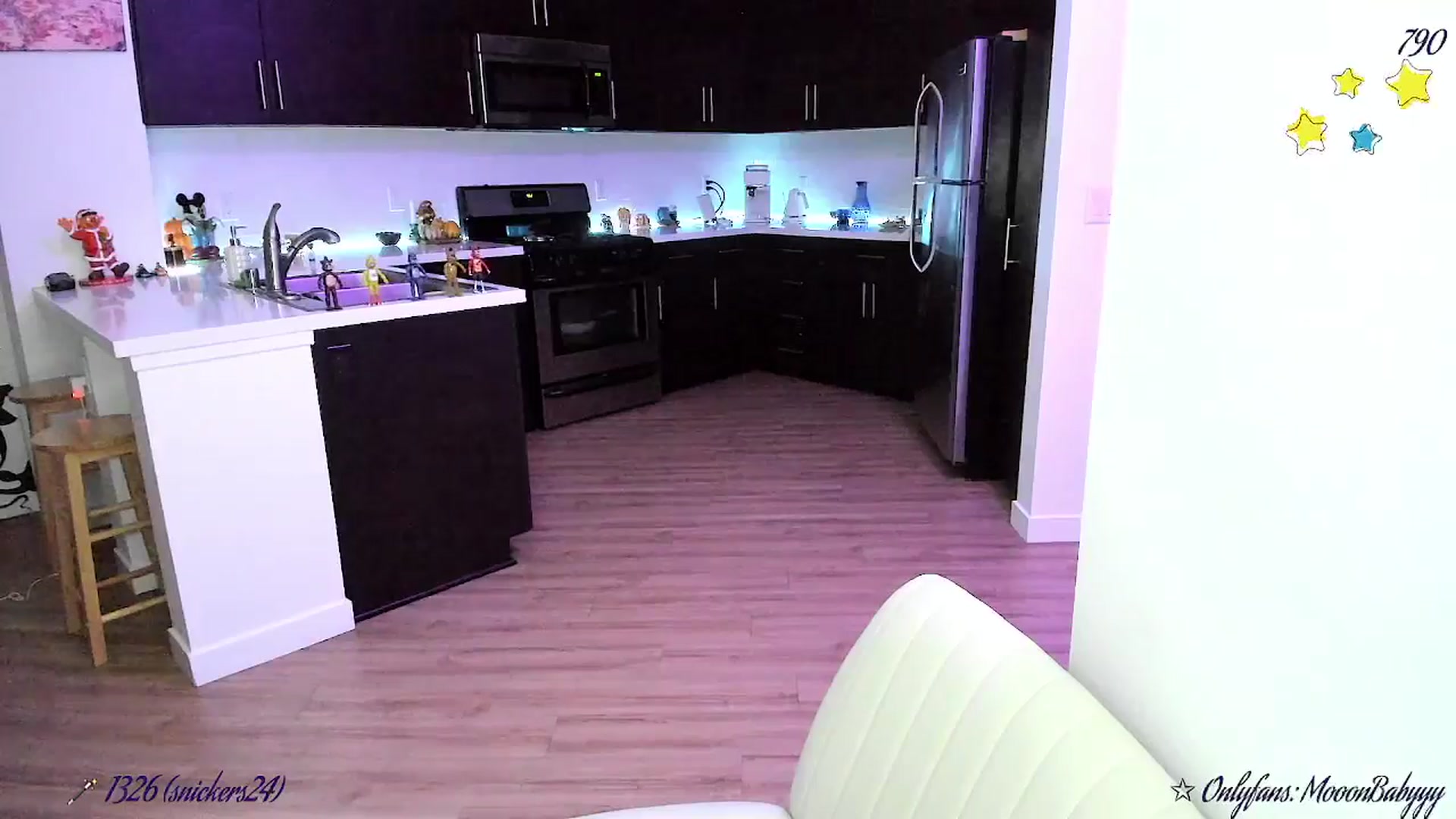 Gallery image thumbnail from litty's myfreecams stream on, 11/09/2025, 02:48 image 19 of 20