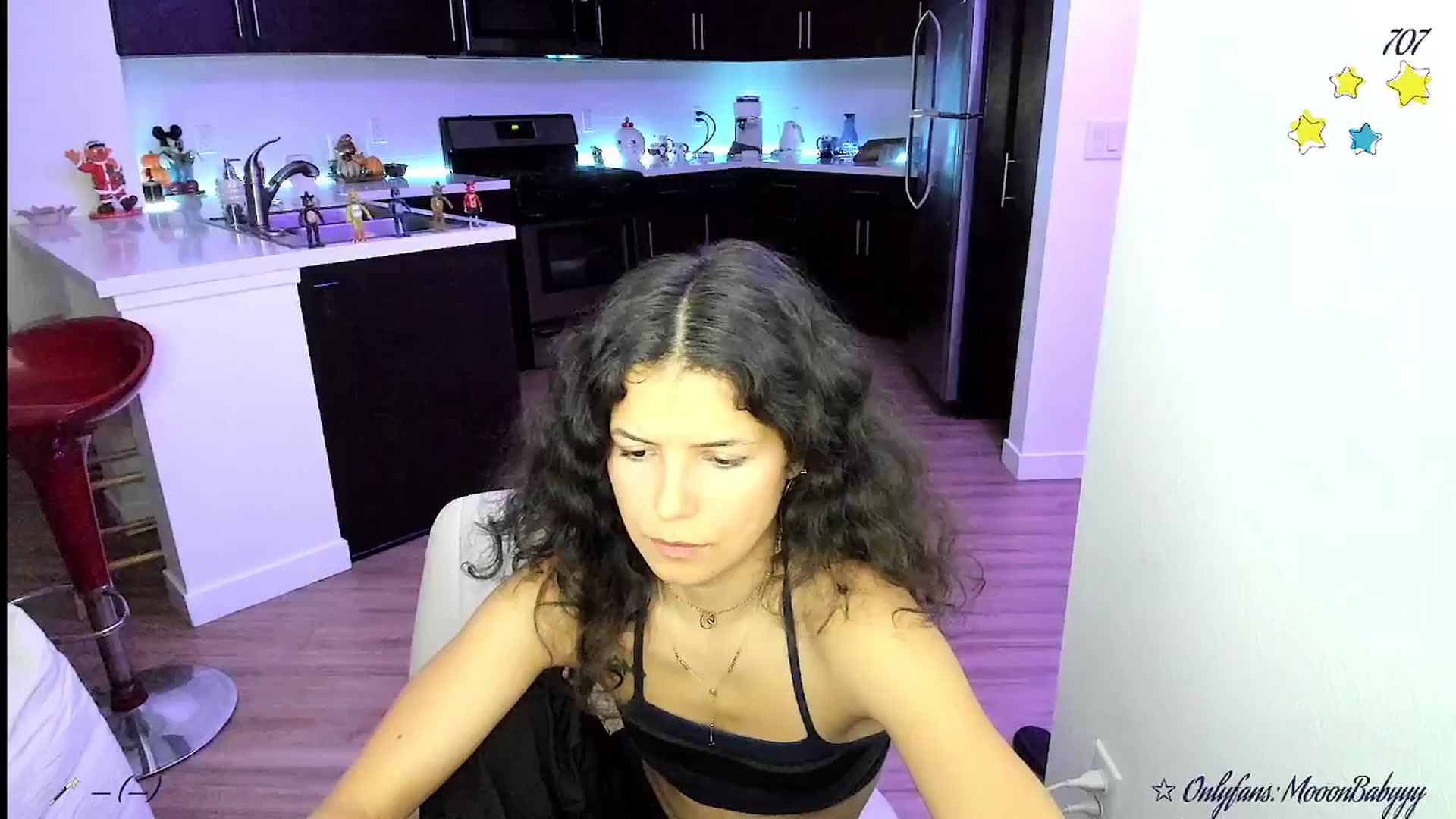 Gallery image thumbnail from litty's myfreecams stream on, 11/10/2025, 02:20 image 2 of 20