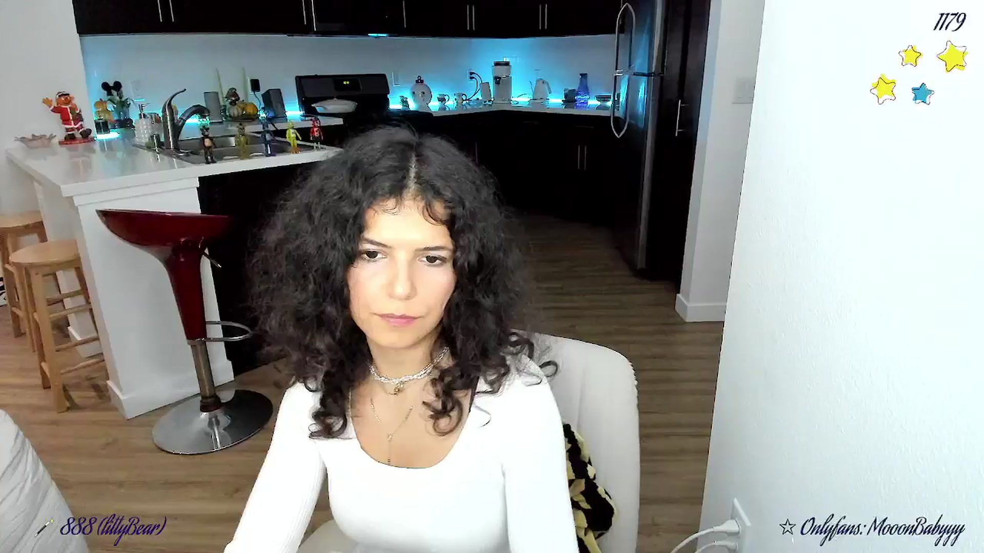 Gallery image thumbnail from litty's myfreecams stream on, 11/16/2025, 04:47 image 8 of 20