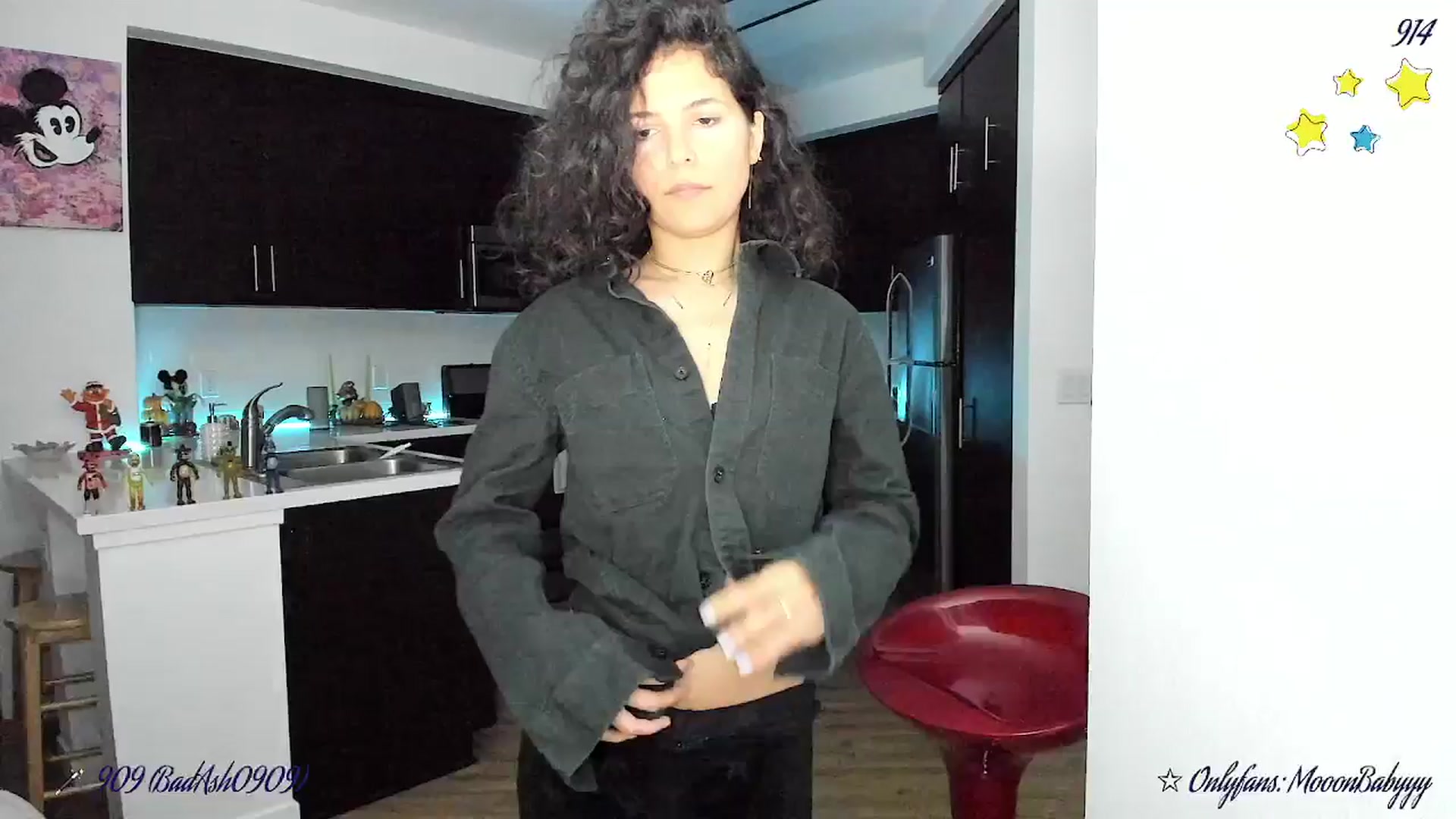 Gallery image thumbnail from litty's myfreecams stream on, 11/17/2025, 02:17 image 10 of 20