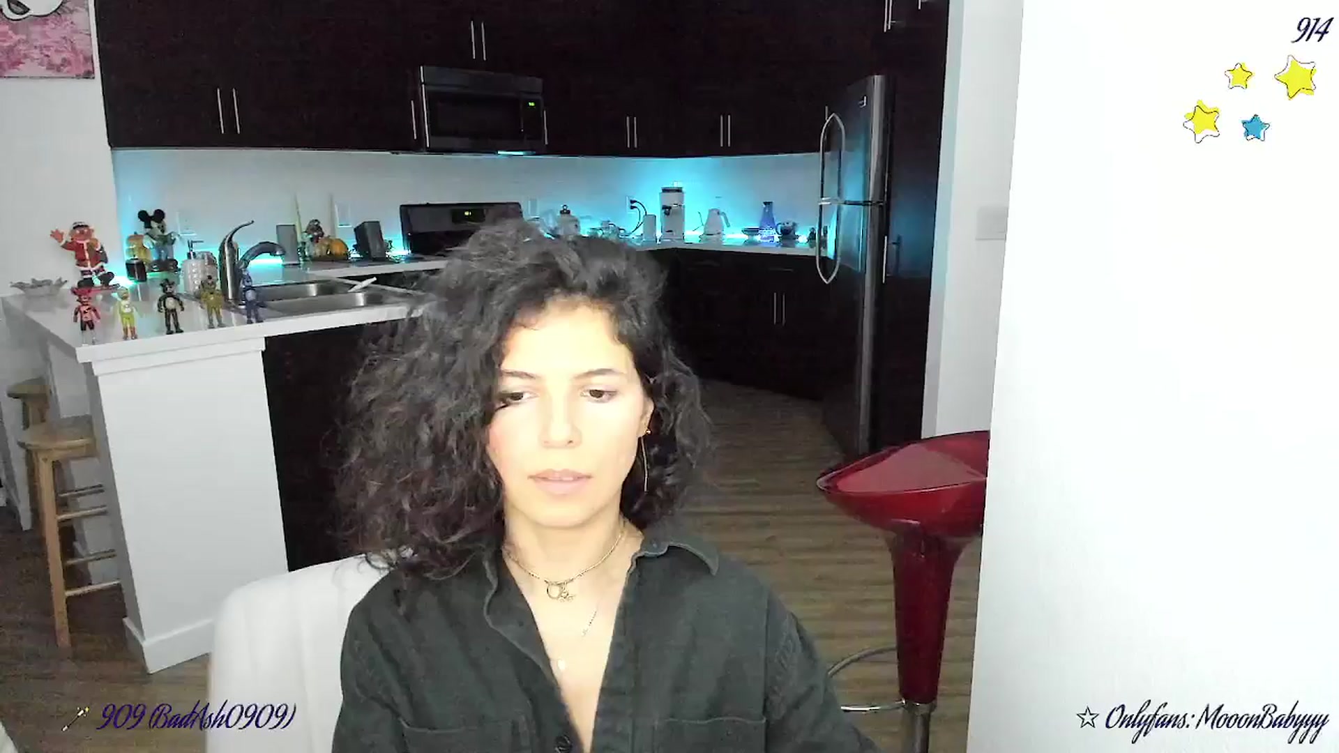 Gallery image thumbnail from litty's myfreecams stream on, 11/17/2025, 02:17 image 12 of 20
