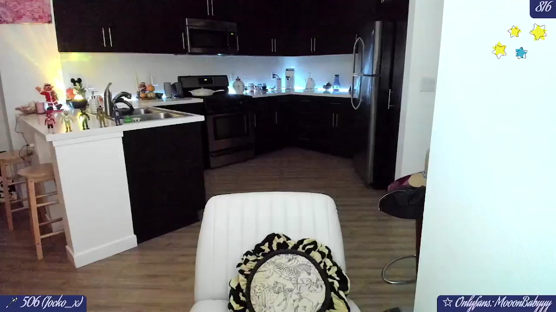 Gallery image thumbnail from litty's myfreecams stream on, 11/23/2025, 04:07 image 10 of 20