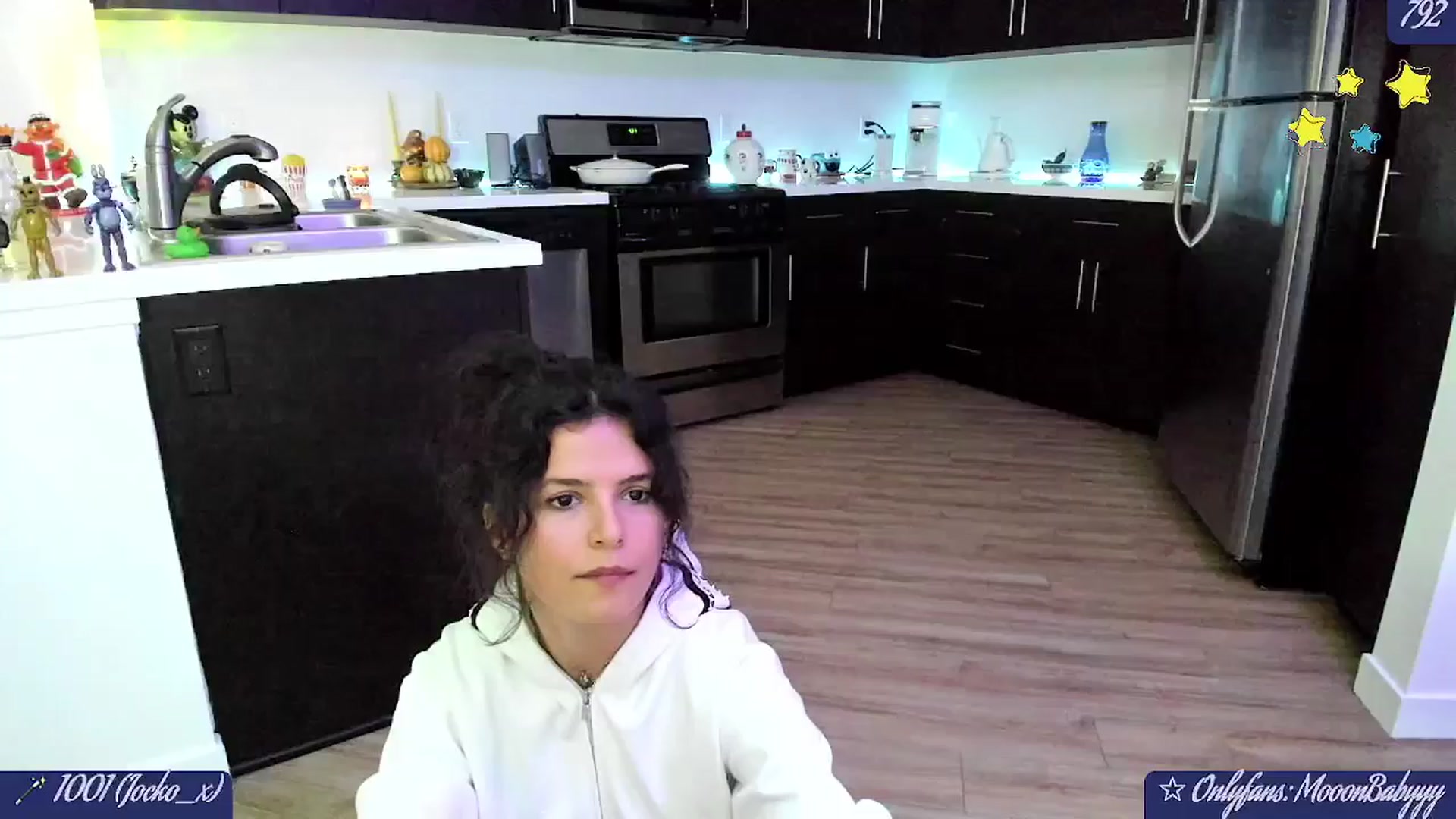 Gallery image thumbnail from litty's myfreecams stream on, 11/23/2025, 04:07 image 14 of 20