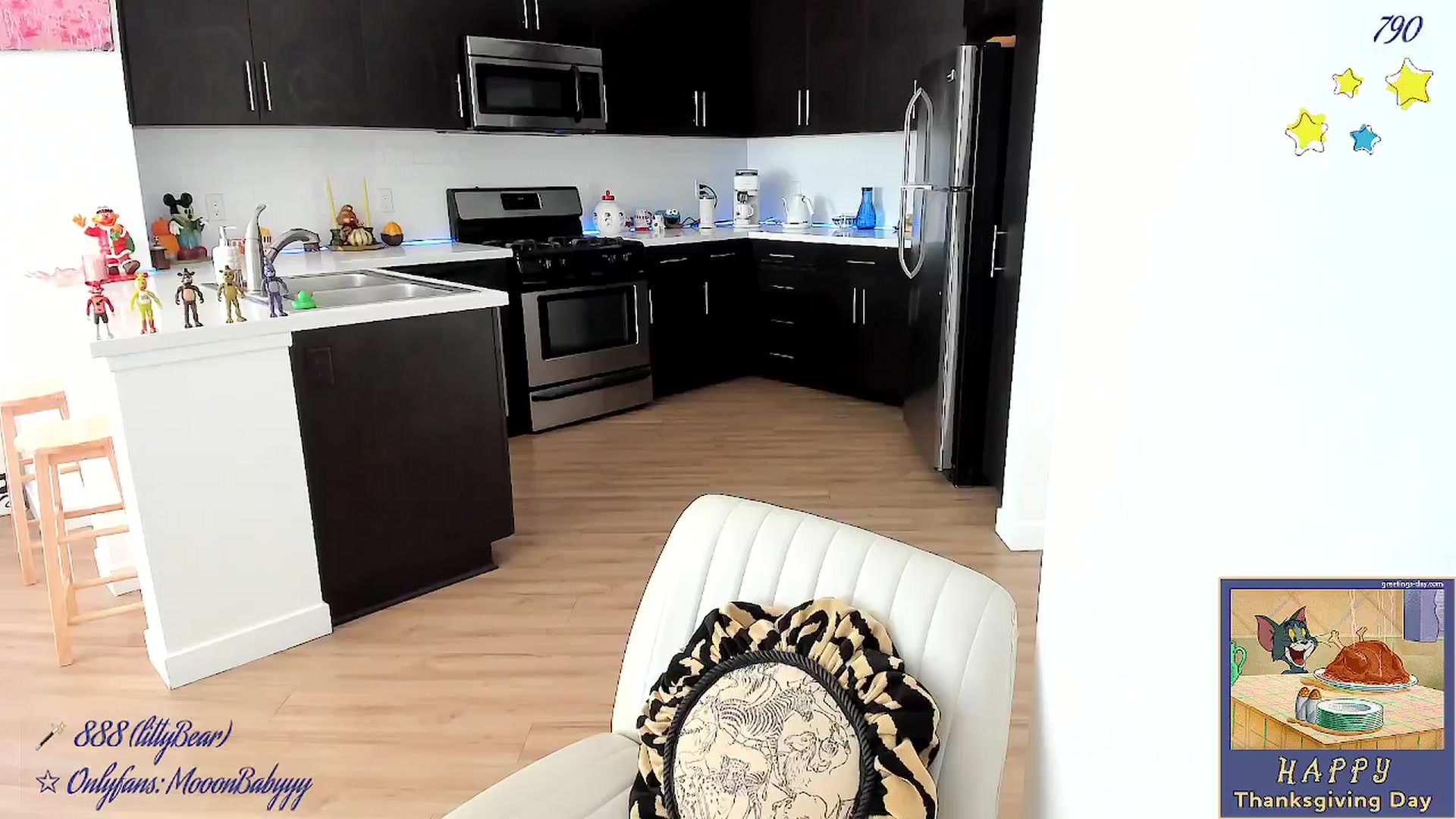 Gallery image thumbnail from litty's myfreecams stream on, 11/28/2025, 01:06 image 8 of 20