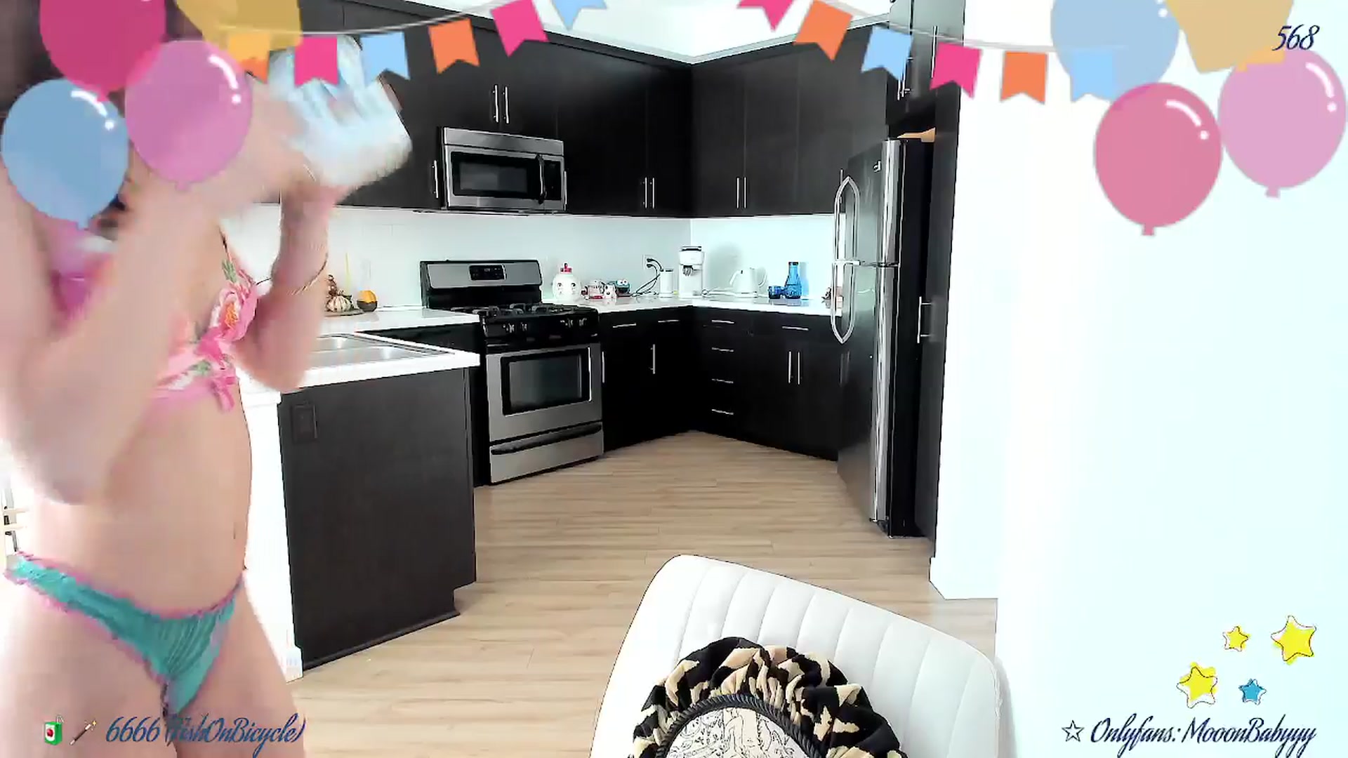 Gallery image thumbnail from litty's myfreecams stream on, 11/30/2025, 03:27 image 11 of 20