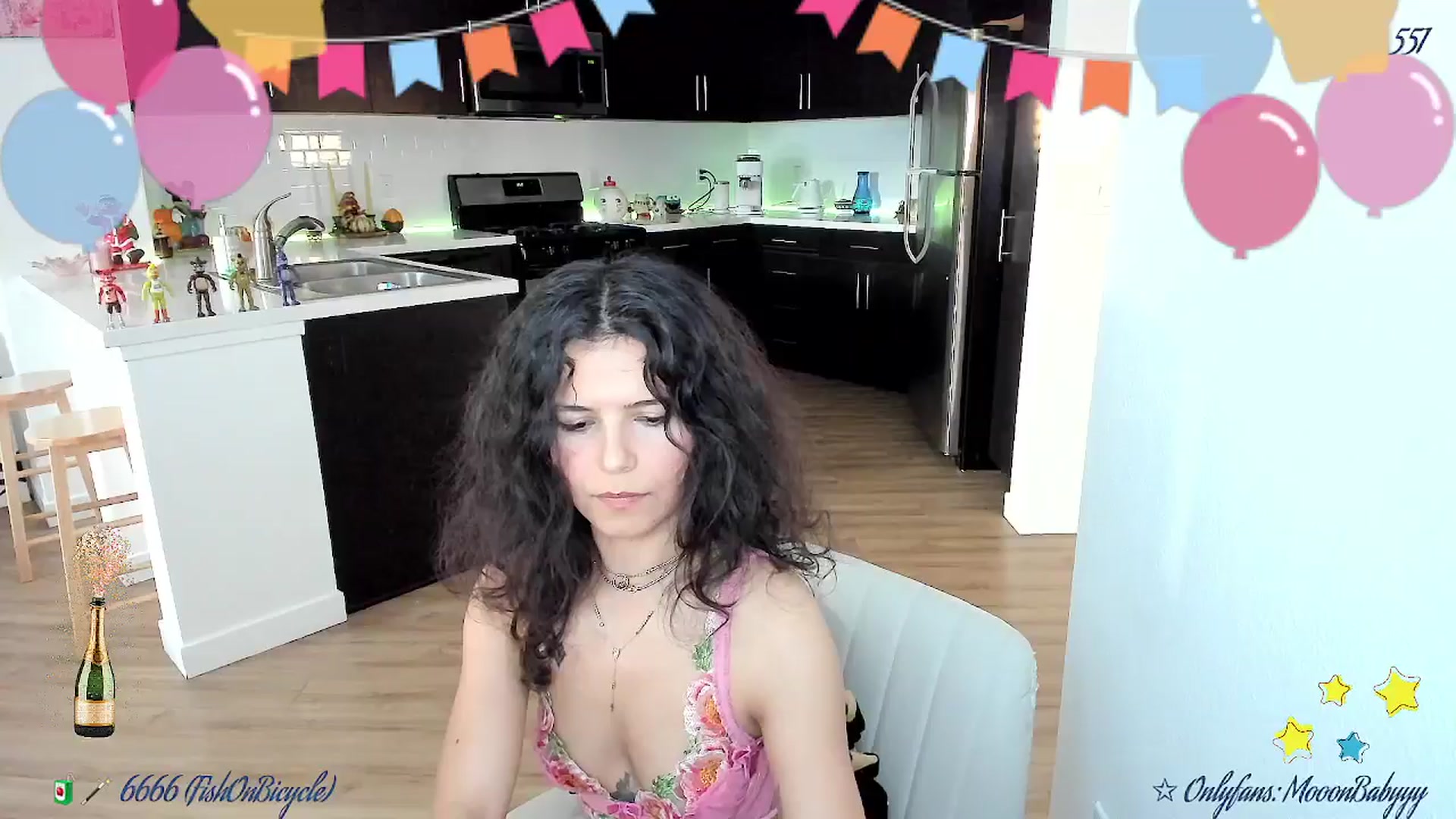 Gallery image thumbnail from litty's myfreecams stream on, 11/30/2025, 03:07 image 6 of 20