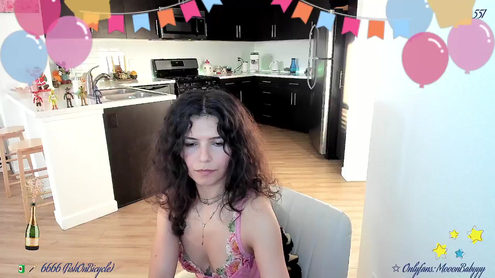 Gallery image thumbnail from litty's myfreecams stream on, 11/30/2025, 03:07 image 4 of 20