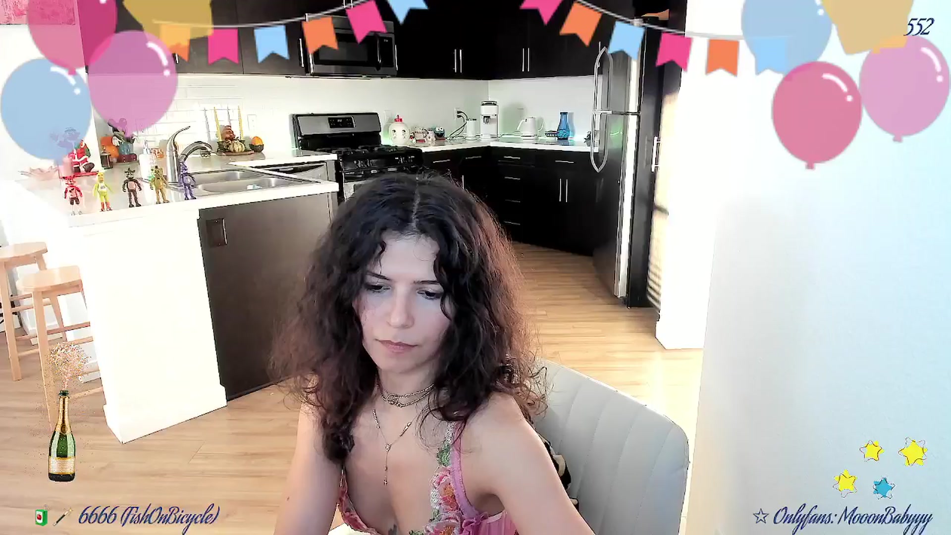 Gallery image thumbnail from litty's myfreecams stream on, 11/30/2025, 03:07 image 3 of 20
