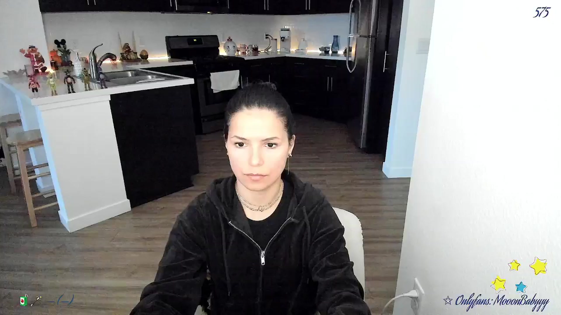 Gallery image thumbnail from litty's myfreecams stream on, 12/01/2025, 04:06 image 3 of 20