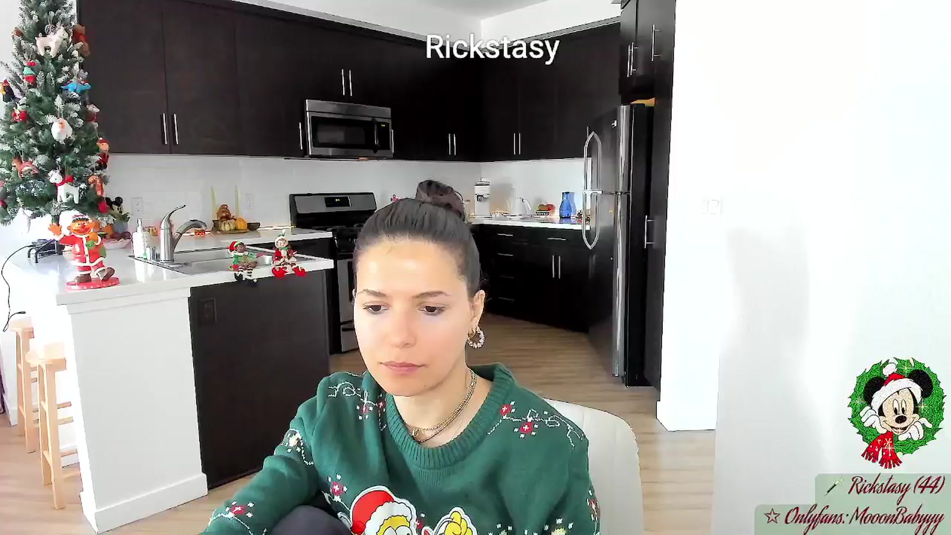 Gallery image thumbnail from litty's myfreecams stream on, 12/06/2025, 21:47 image 4 of 20
