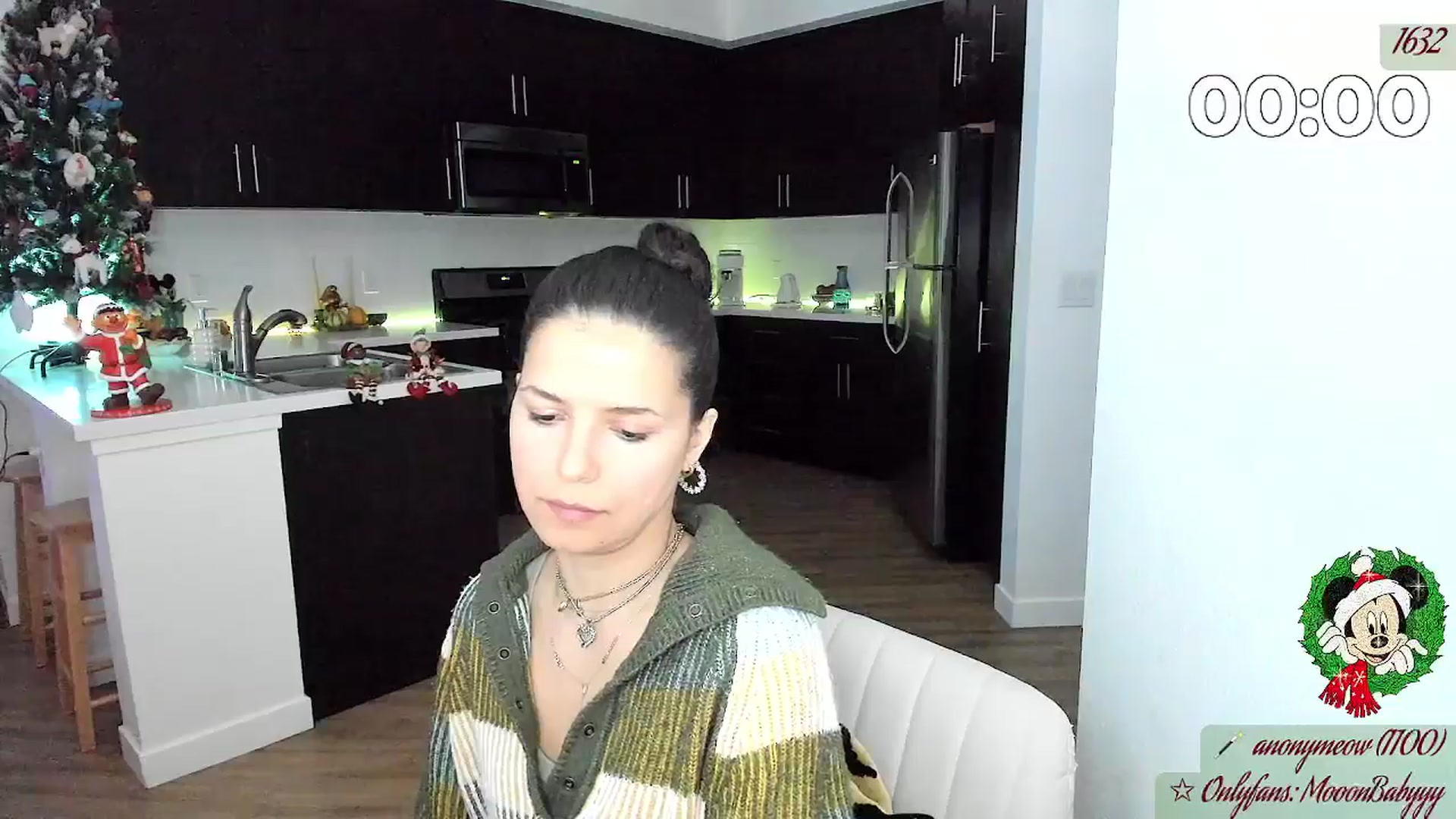 Gallery image thumbnail from litty's myfreecams stream on, 12/07/2025, 04:43 image 11 of 20