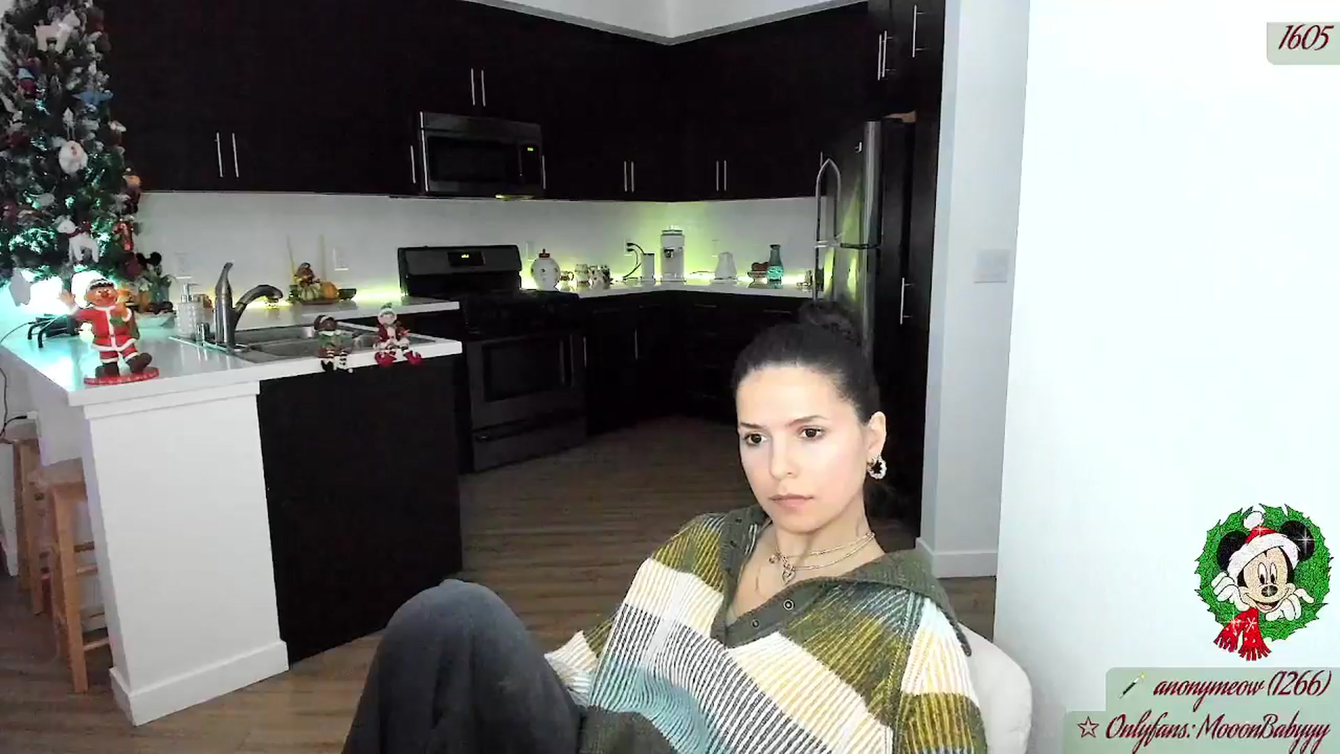 Gallery image thumbnail from litty's myfreecams stream on, 12/07/2025, 04:43 image 14 of 20