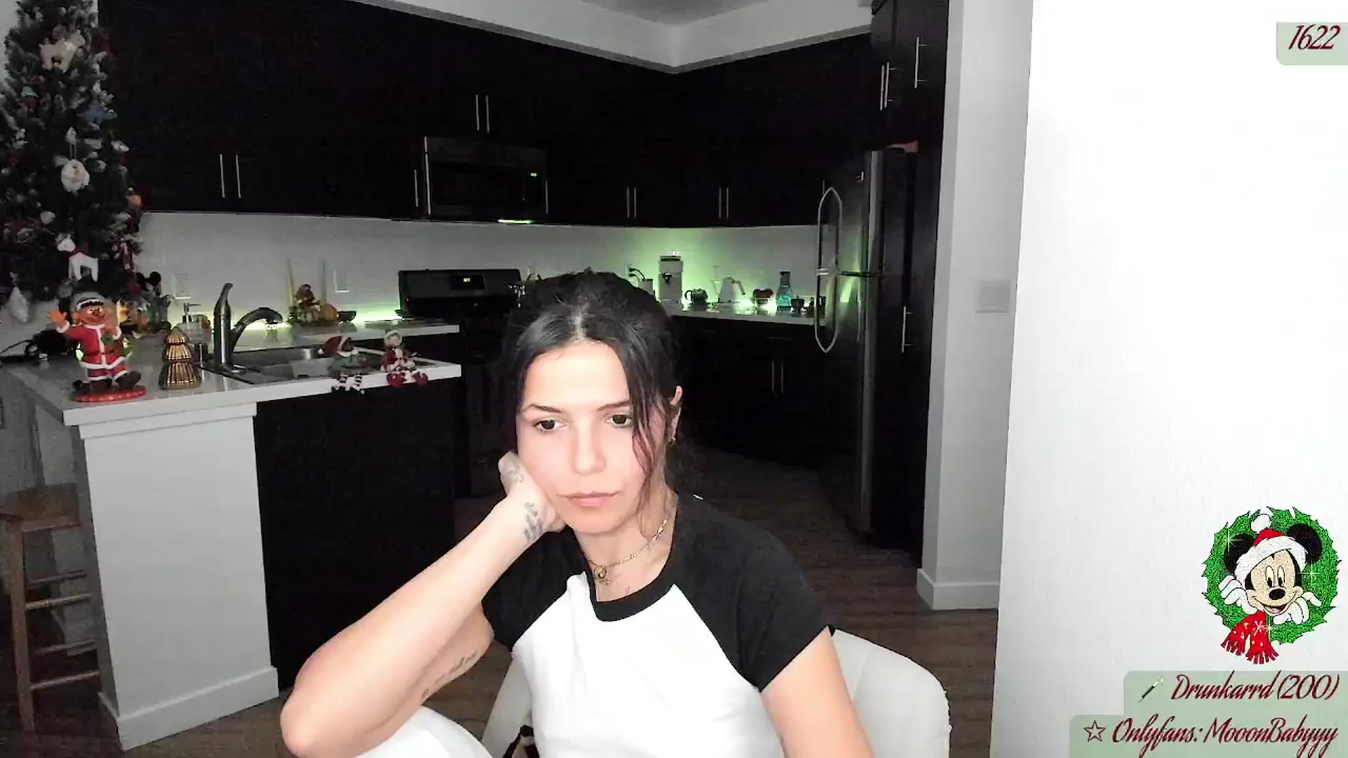Gallery image thumbnail from litty's myfreecams stream on, 12/08/2025, 03:25 image 4 of 20