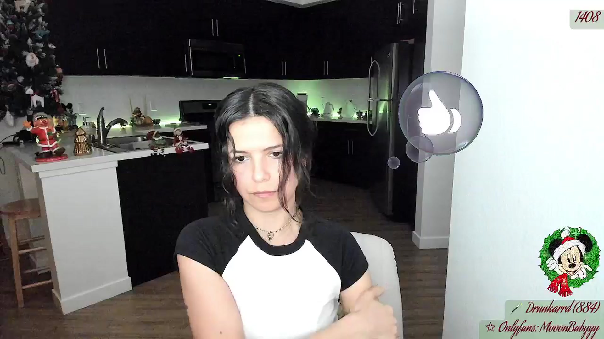Gallery image thumbnail from litty's myfreecams stream on, 12/08/2025, 03:25 image 14 of 20