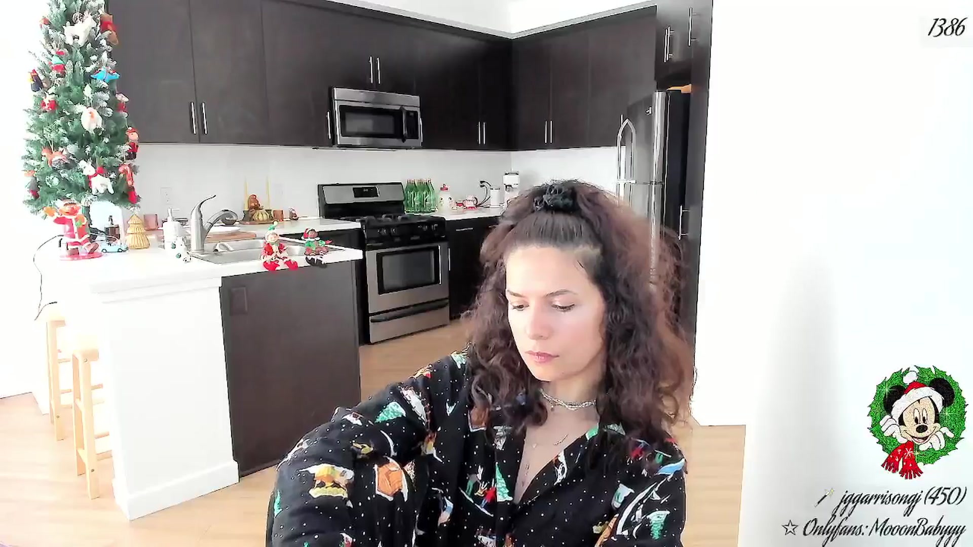Gallery image thumbnail from litty's myfreecams stream on, 12/14/2025, 01:12 image 9 of 20
