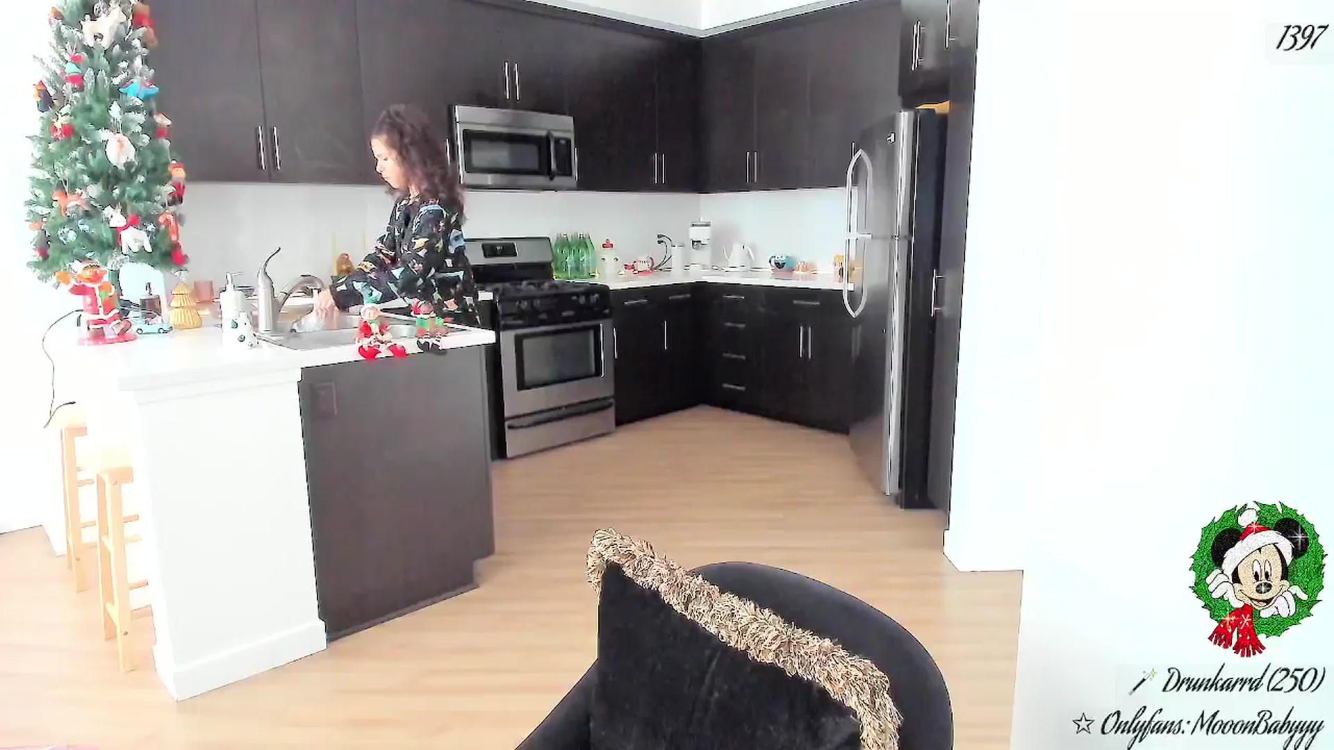Gallery image thumbnail from litty's myfreecams stream on, 12/14/2025, 01:12 image 6 of 20