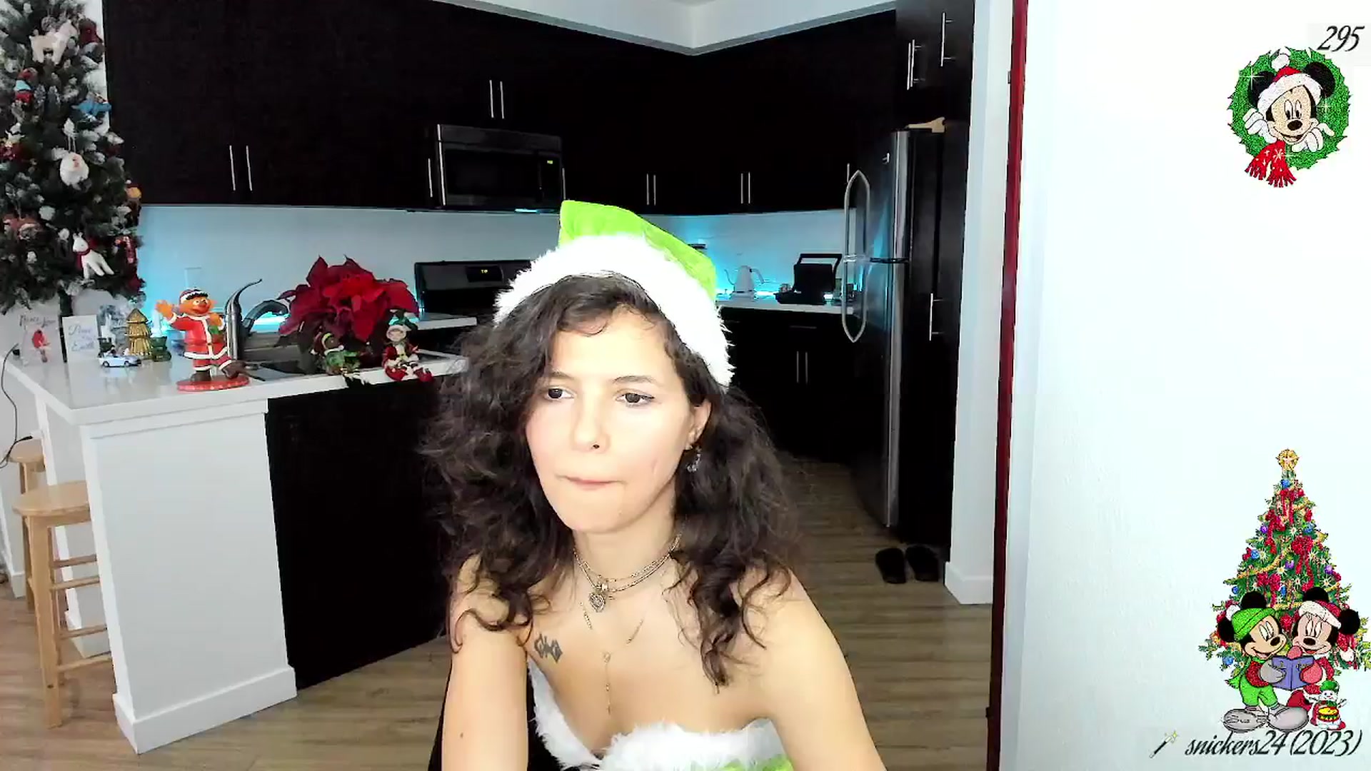Gallery image thumbnail from litty's myfreecams stream on, 12/26/2025, 01:04 image 2 of 20