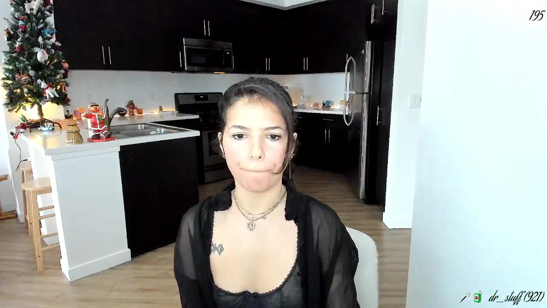 Gallery image thumbnail from litty's myfreecams stream on, 01/04/2026, 24:06 image 15 of 20