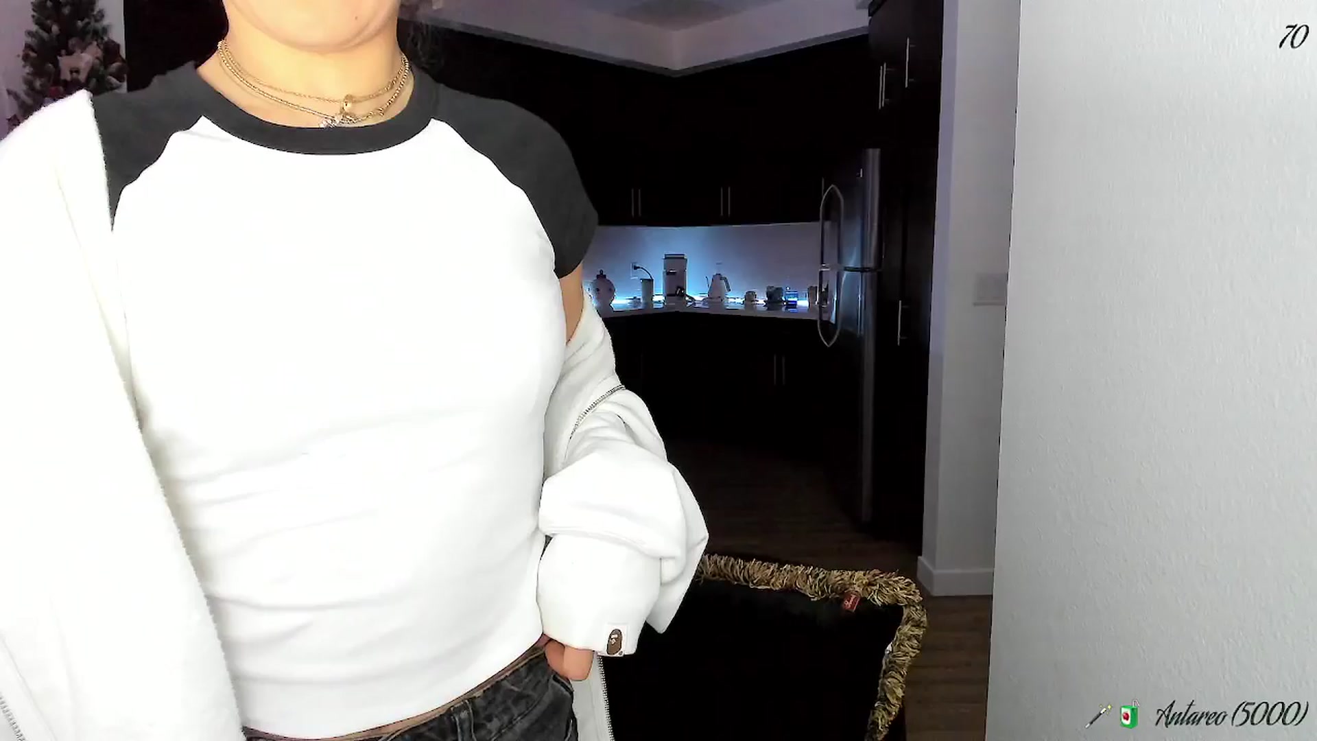 Gallery image thumbnail from litty's myfreecams stream on, 01/05/2026, 06:43 image 1 of 20