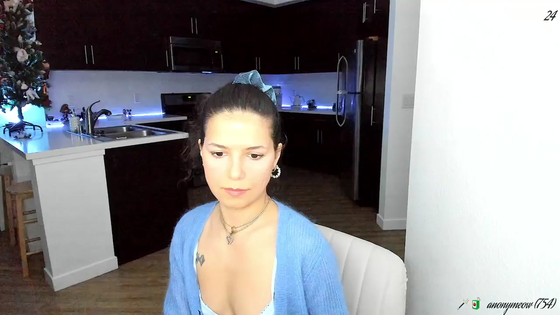Gallery image thumbnail from litty's myfreecams stream on, 01/13/2026, 04:17 image 7 of 20